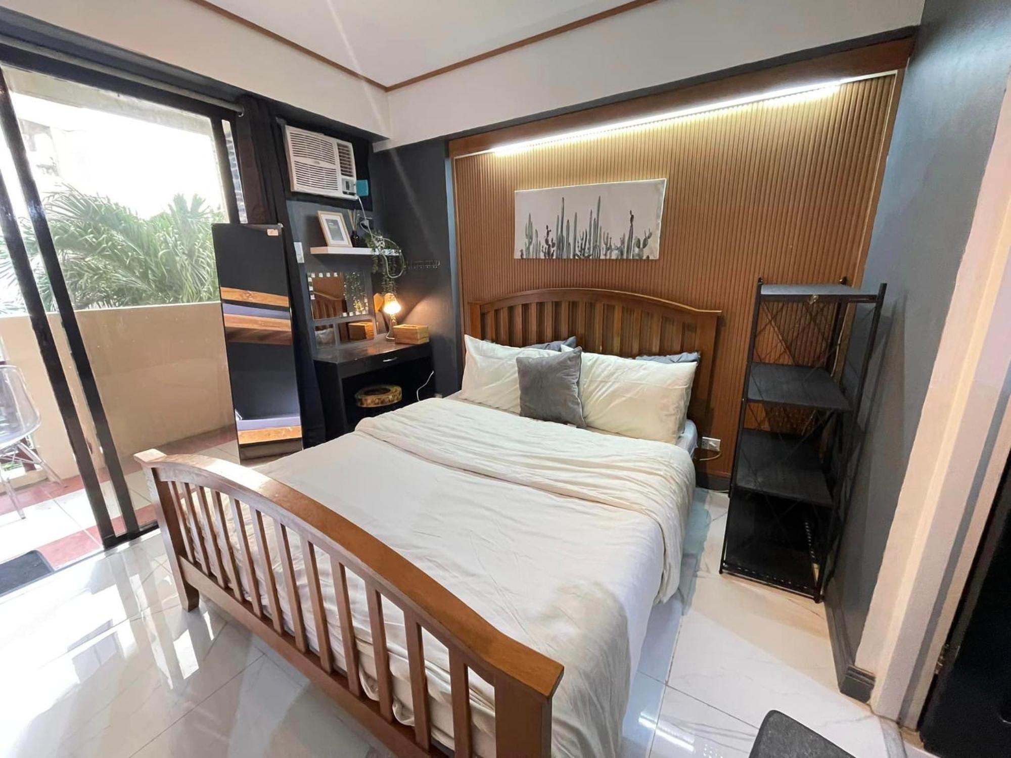 3 Bedroom 89sqm Midrise Condotel Apartment Manila