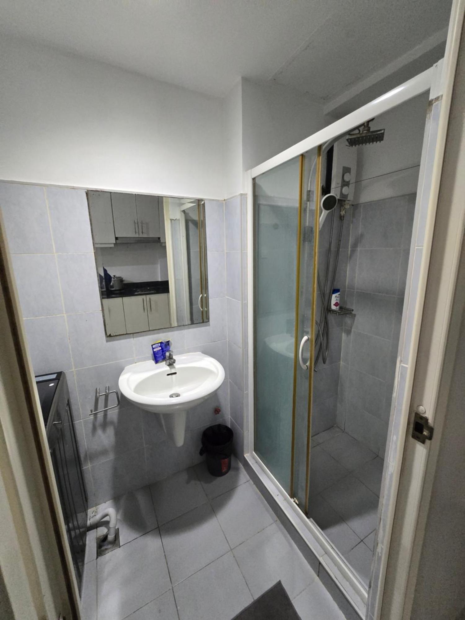 Sea Warren Place Apartment