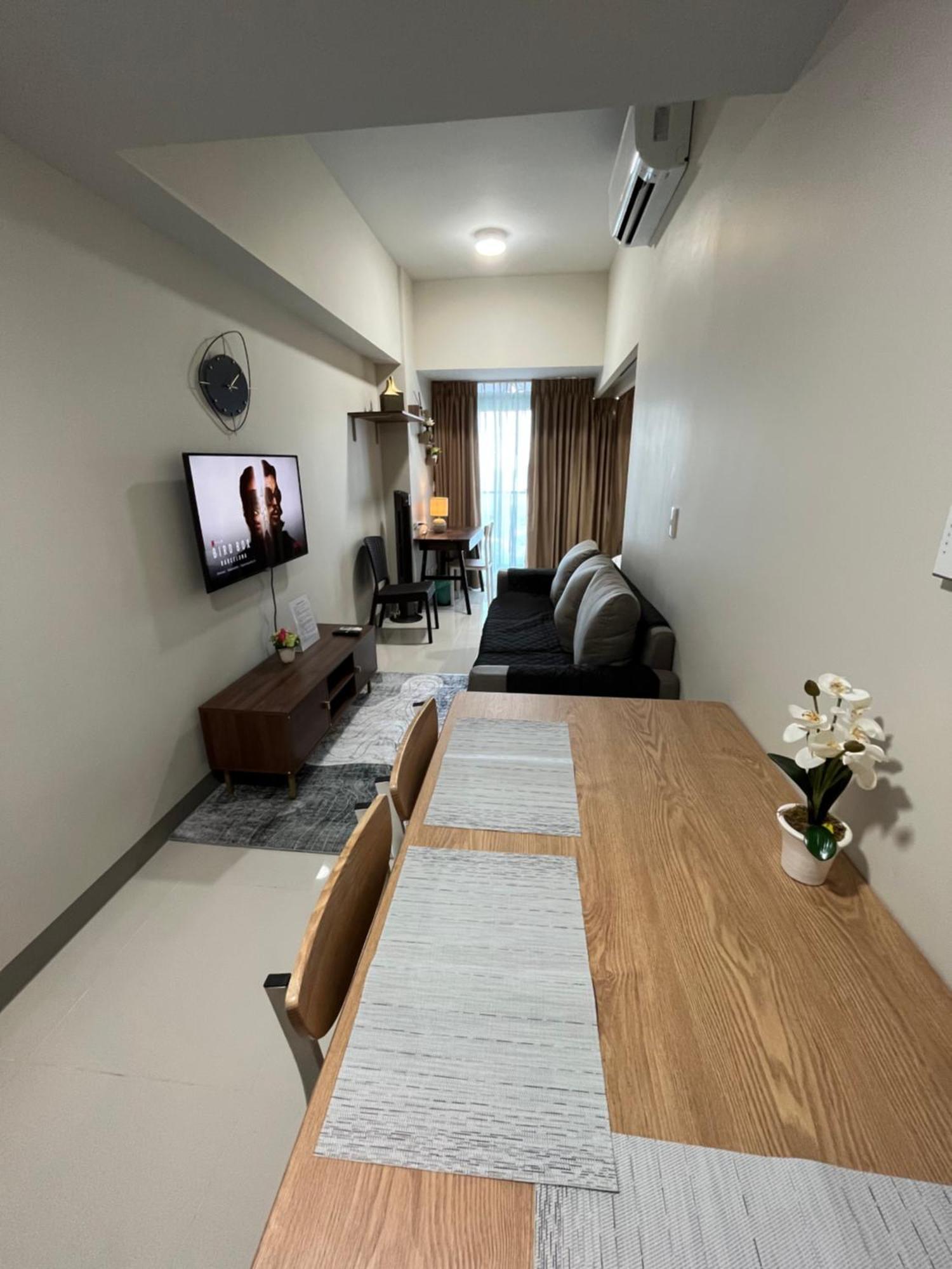Aparthotel Uptown Parksuite 1 Bedroom Tower 2 Bgc Taguig