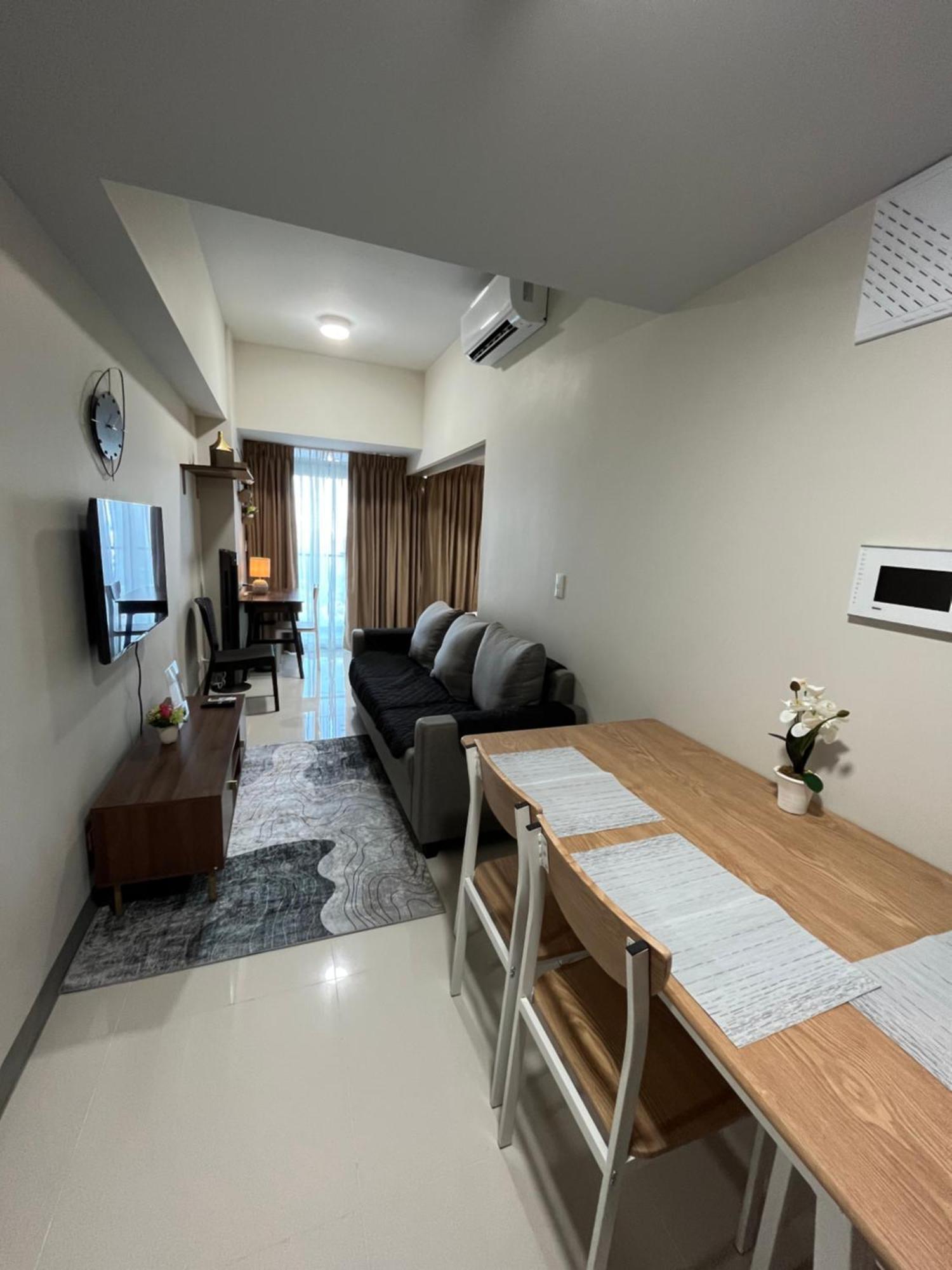 Uptown Parksuite 1 Bedroom Tower 2 Bgc Taguig Aparthotel *