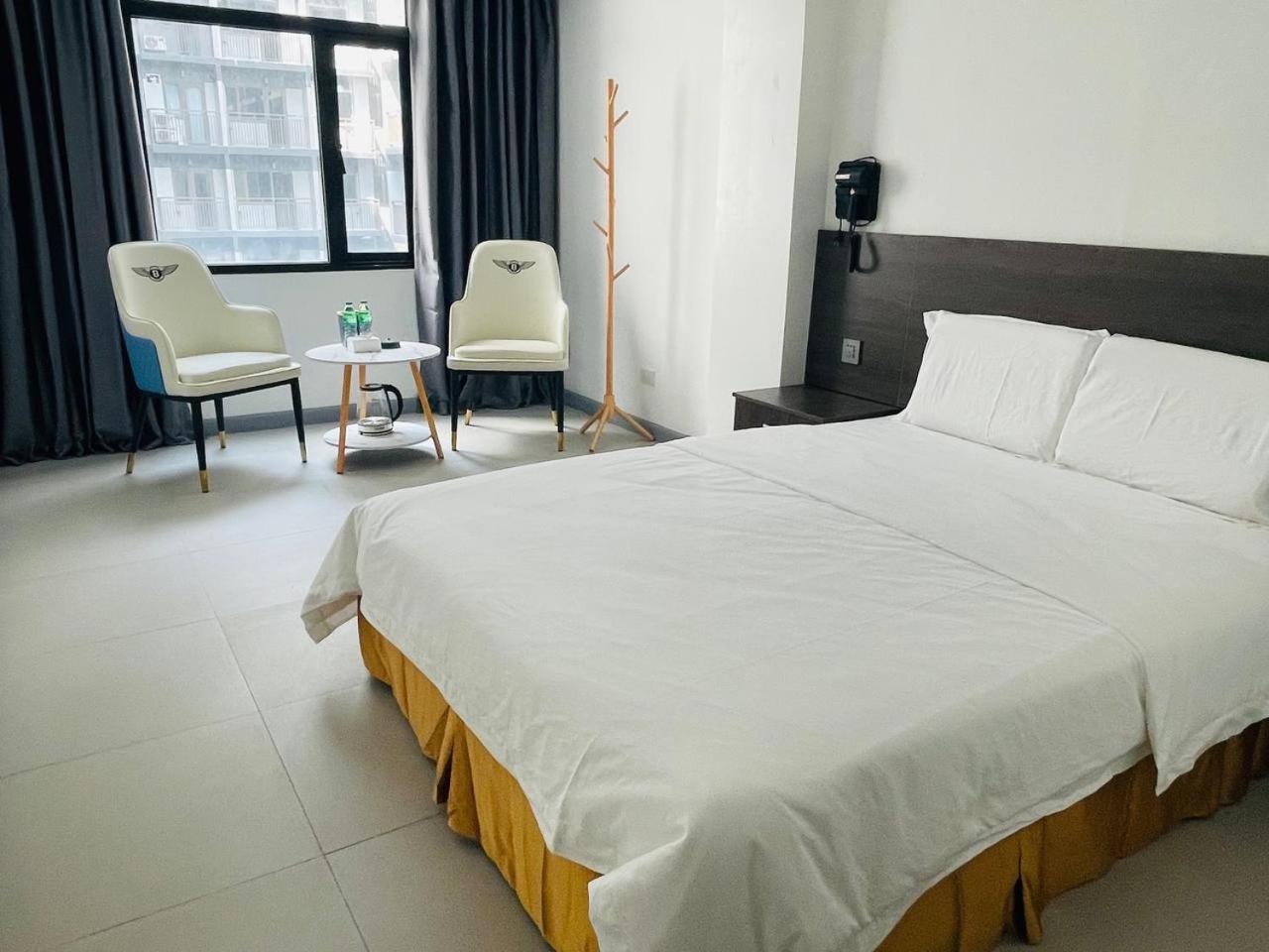 Guangdon Business Hotel-near Mall Of Asia, Smx & Manila World Trade Center Hotel 3*
