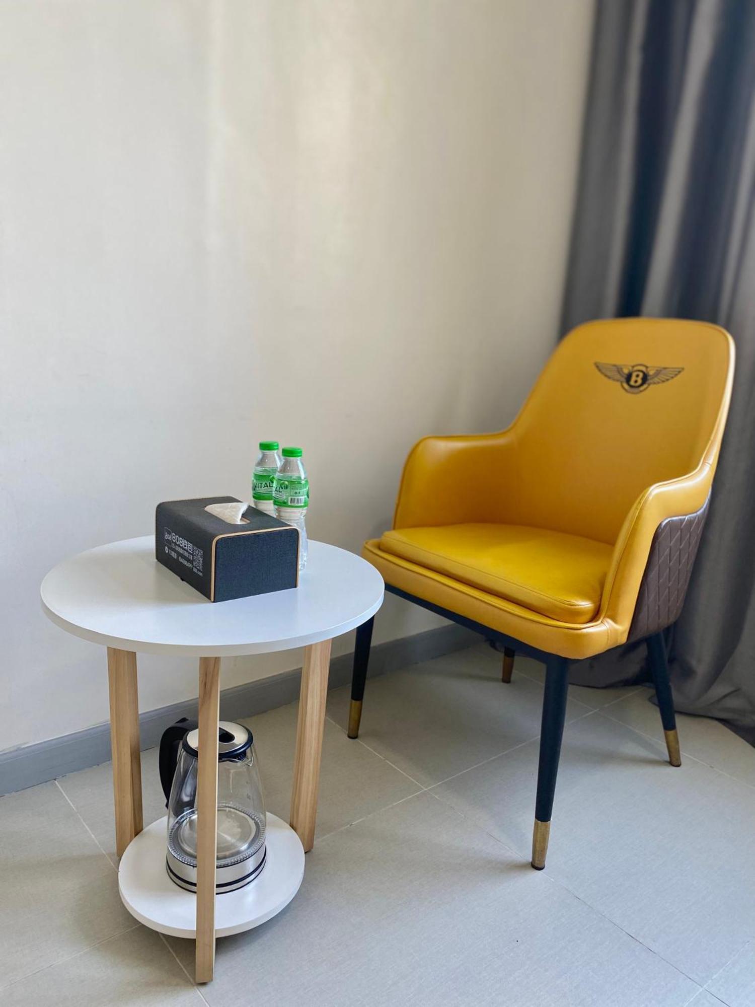 Guangdon Business Hotel-near Mall Of Asia, Smx & World Trade Center Hotel Manila