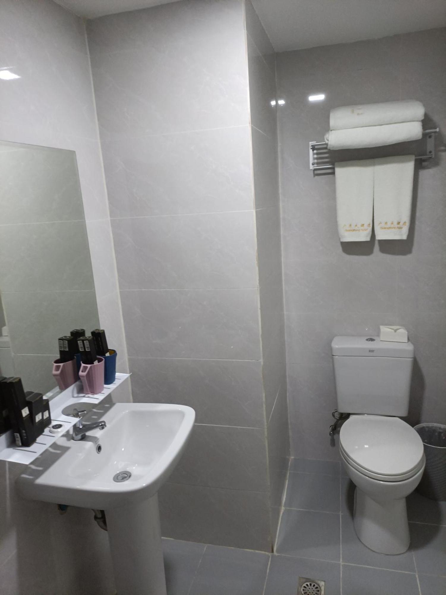 Guangdon Business Hotel-near Mall Of Asia, Smx & Manila World Trade Center Hotel Pasay