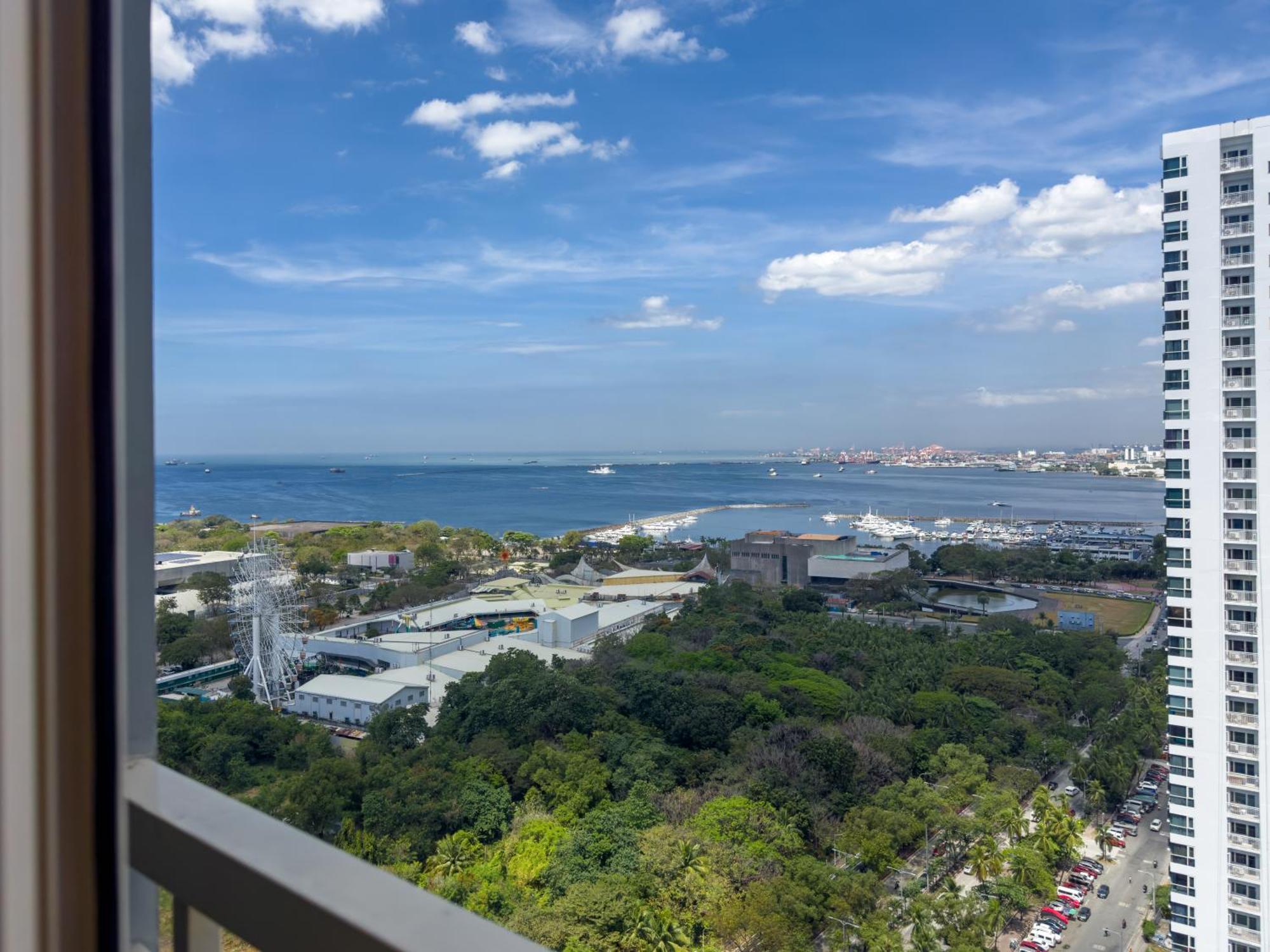 Apartment Gemstonebr In Smdc Coast Residences Manila