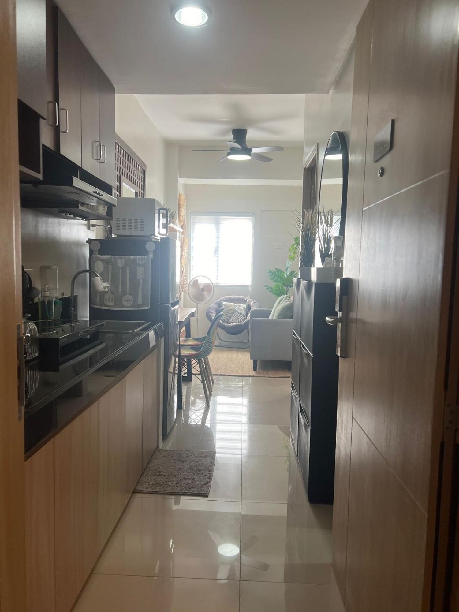 A Cozy Unit * Manila