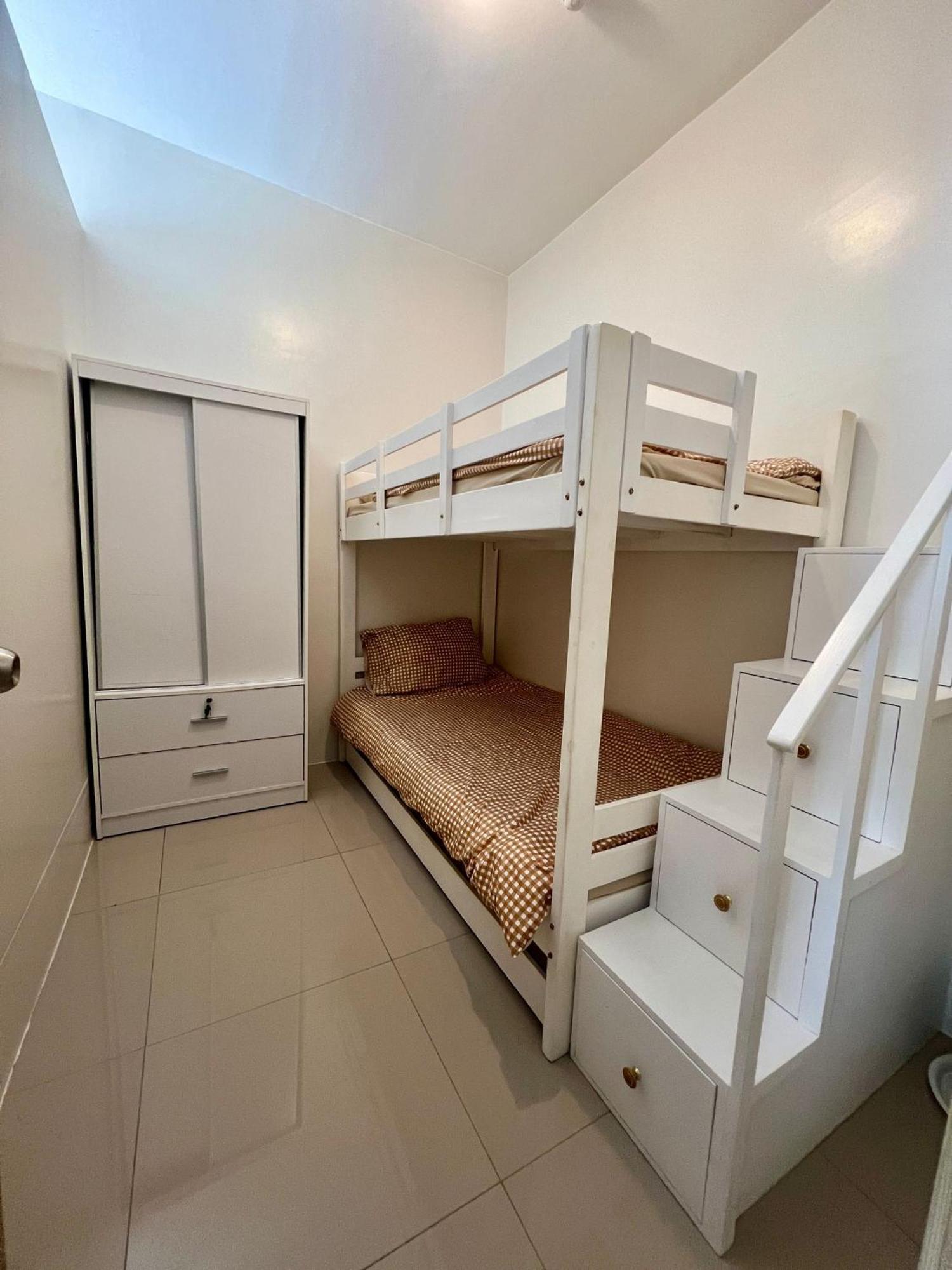 Apartment A Cozy Unit *
