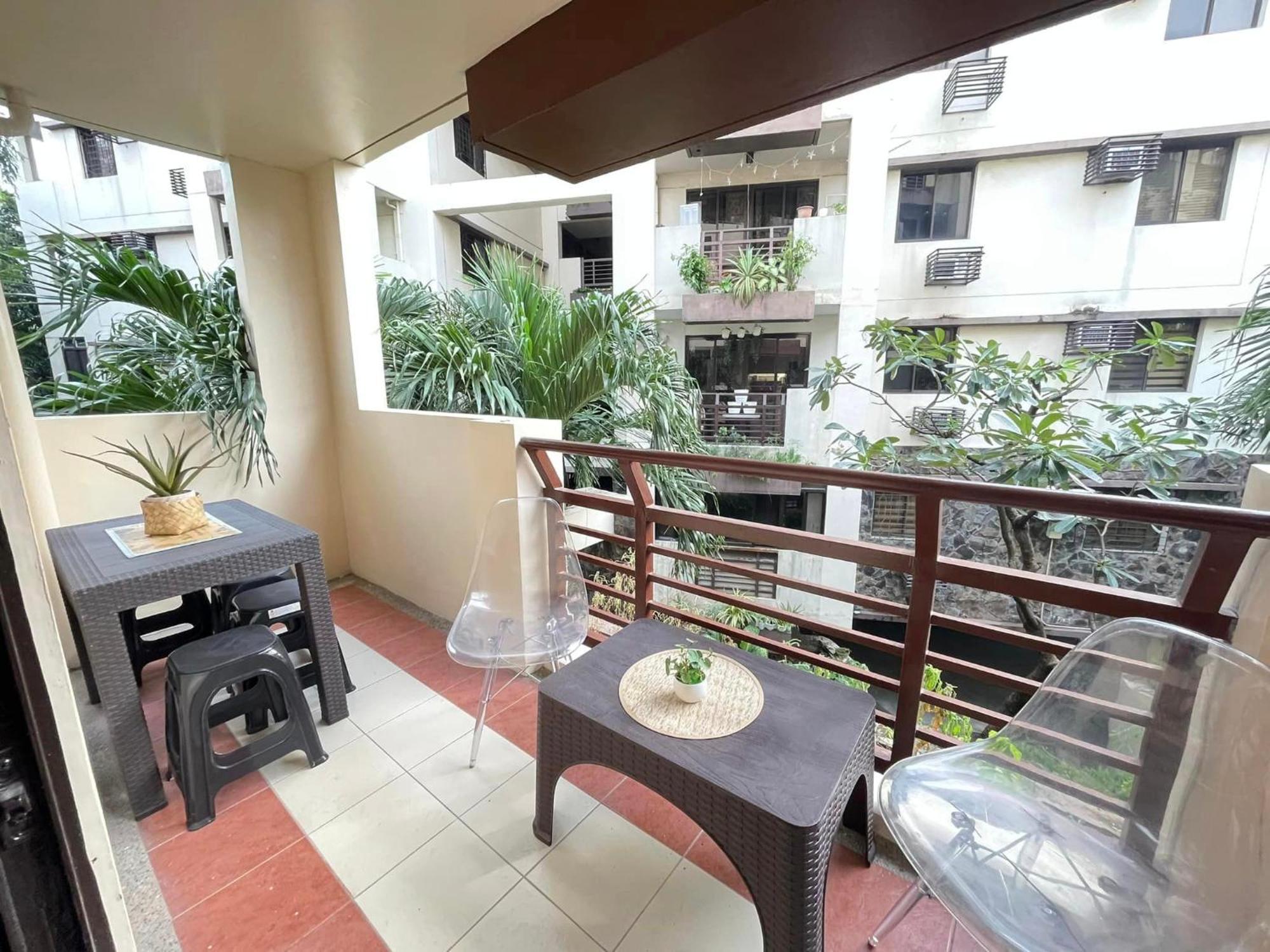 3 Bedroom 89sqm Midrise Condotel Apartment Manila
