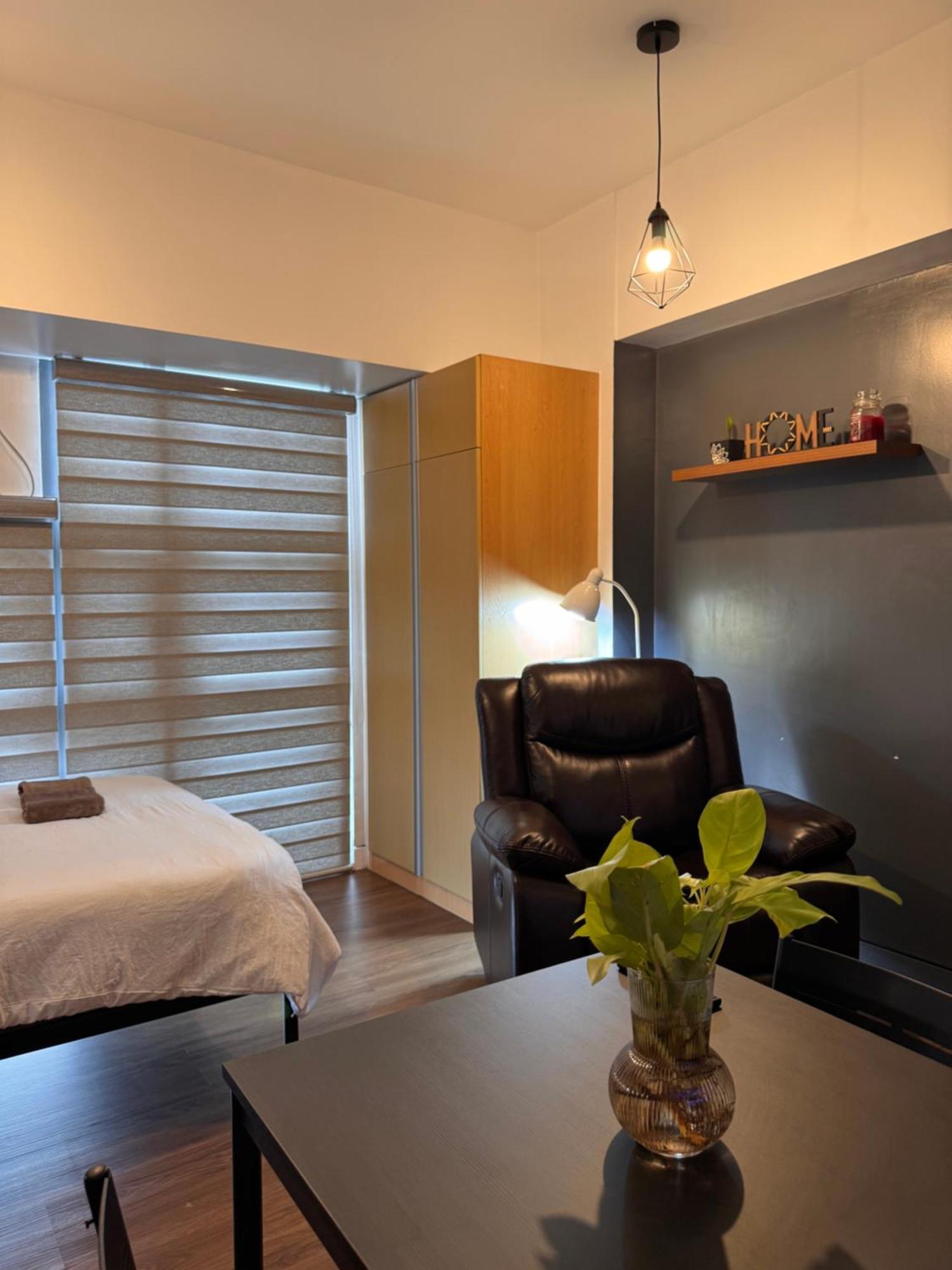 Apartment In Mckinley Hill Taguig Manila