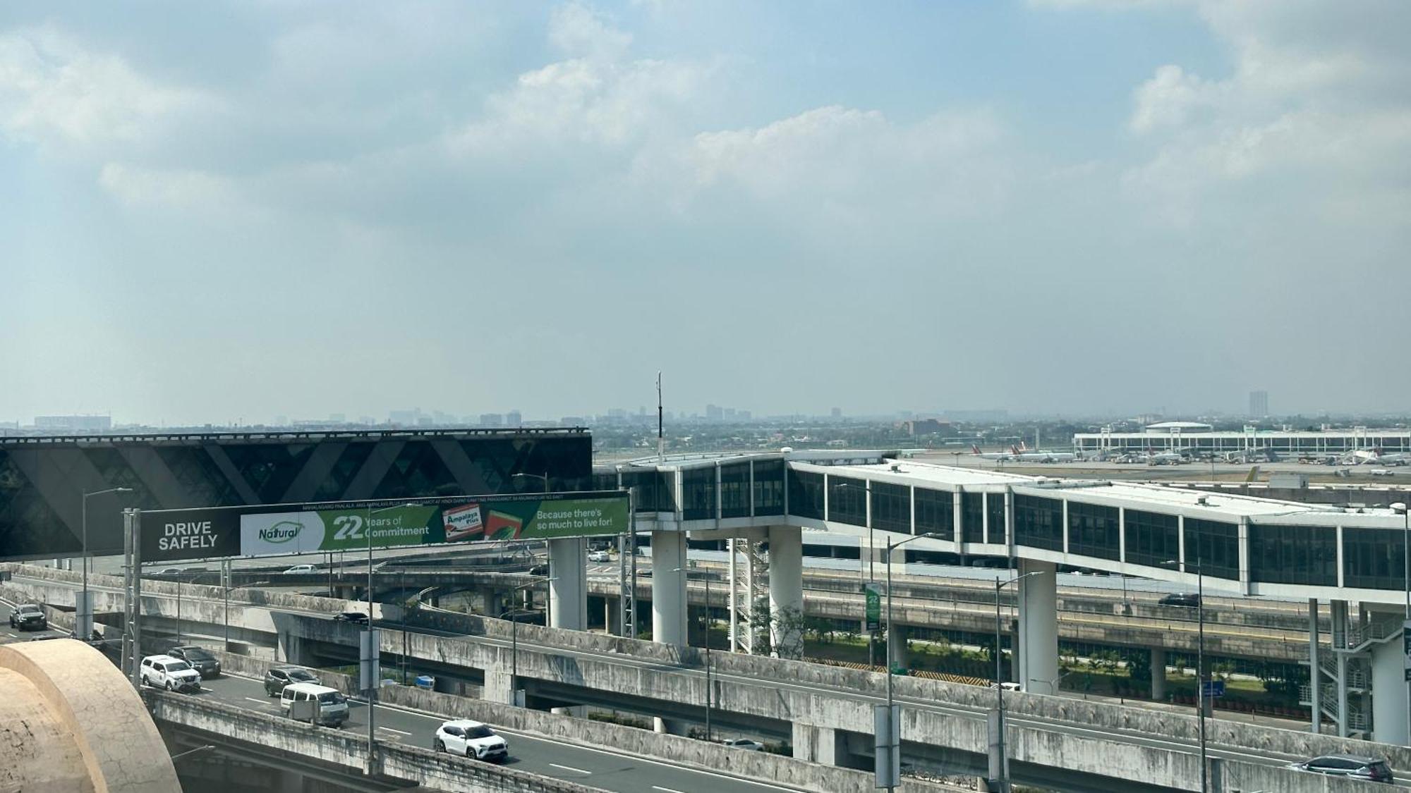 Aparthotel One Palm Tree Across Naia Terminal 3 By Iv Jds Manila