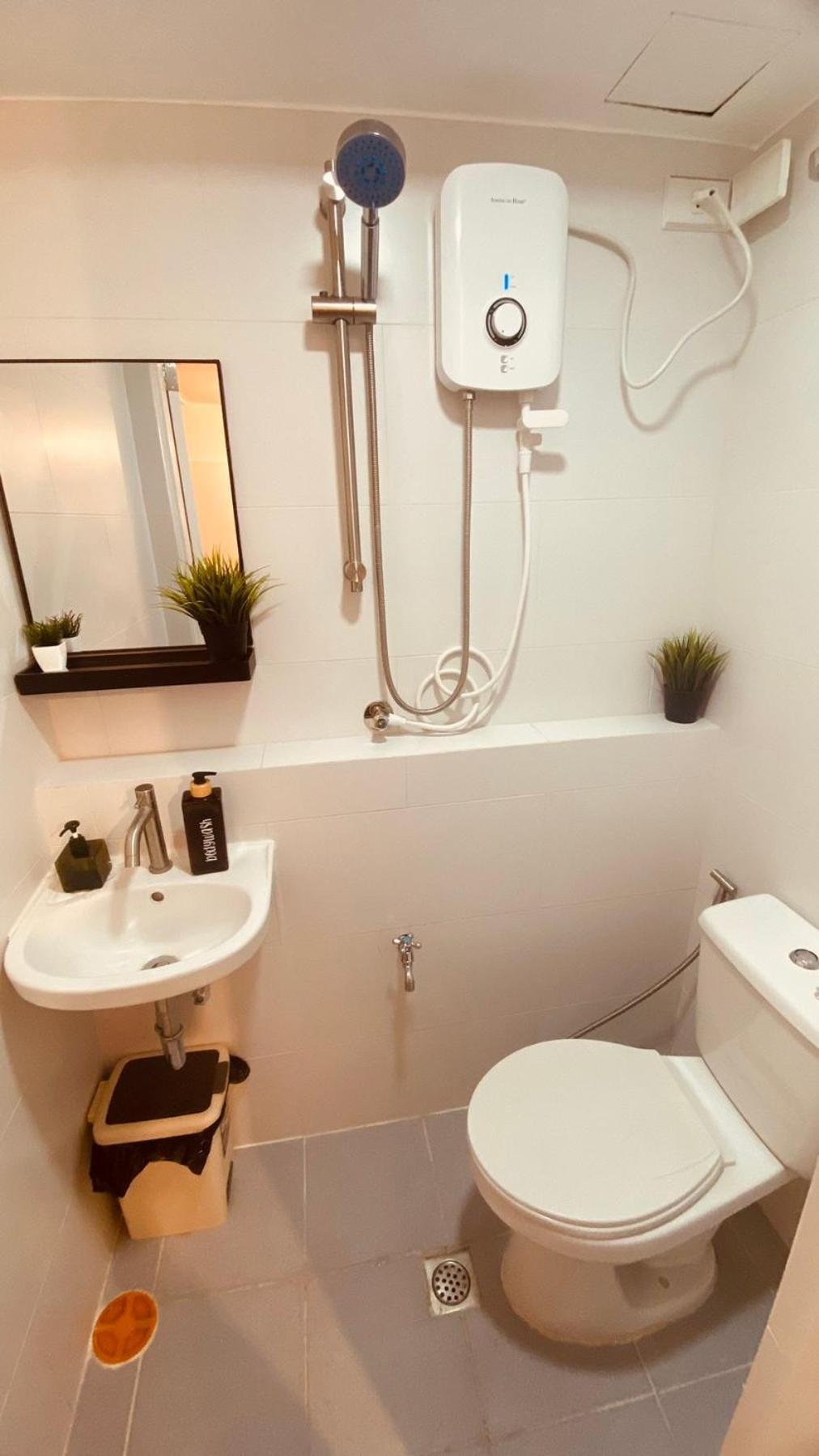 Cozyspaciousloft Near Mrt Apartment *