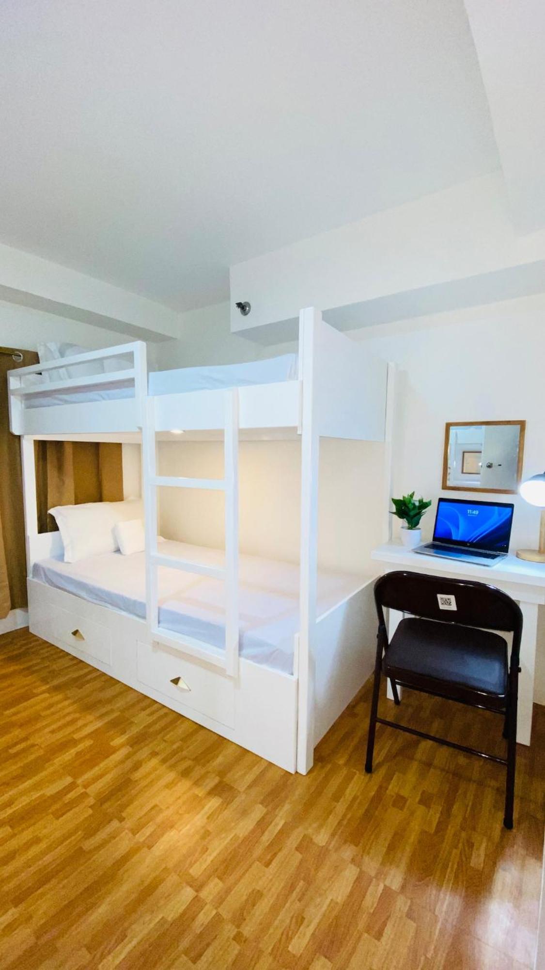 Cozyspaciousloft Near Mrt