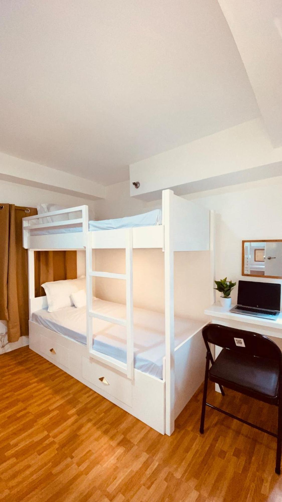 Cozyspaciousloft Near Mrt Apartment