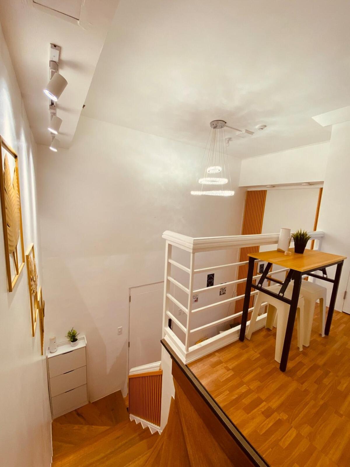 Cozyspaciousloft Near Mrt Apartment *