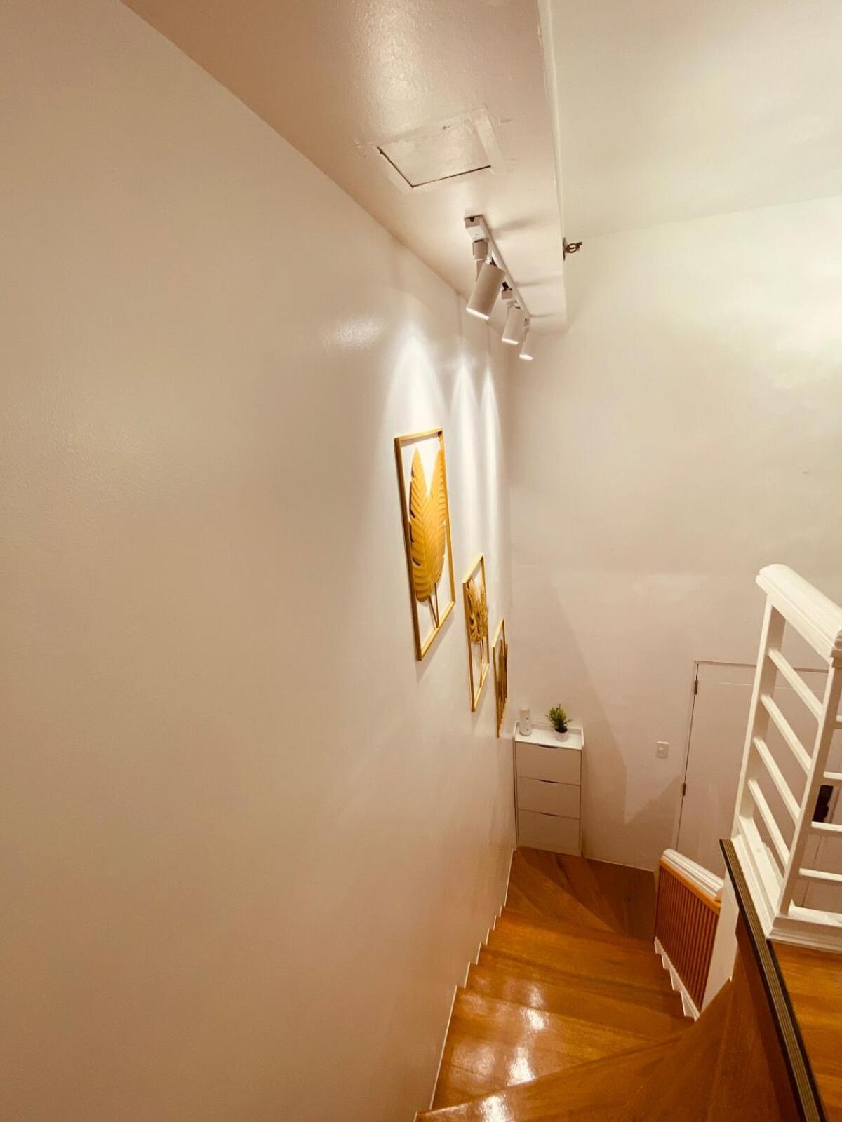 Apartment Cozyspaciousloft Near Mrt Manila