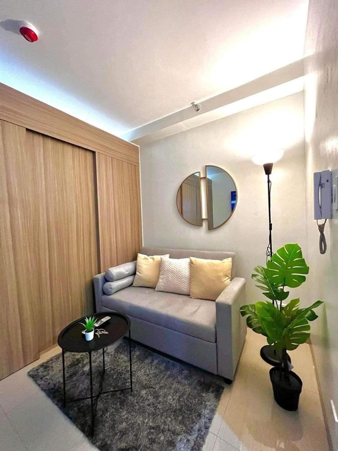 Aparthotel Staycation Shore 2 Residences Tower 2 Pasay *
