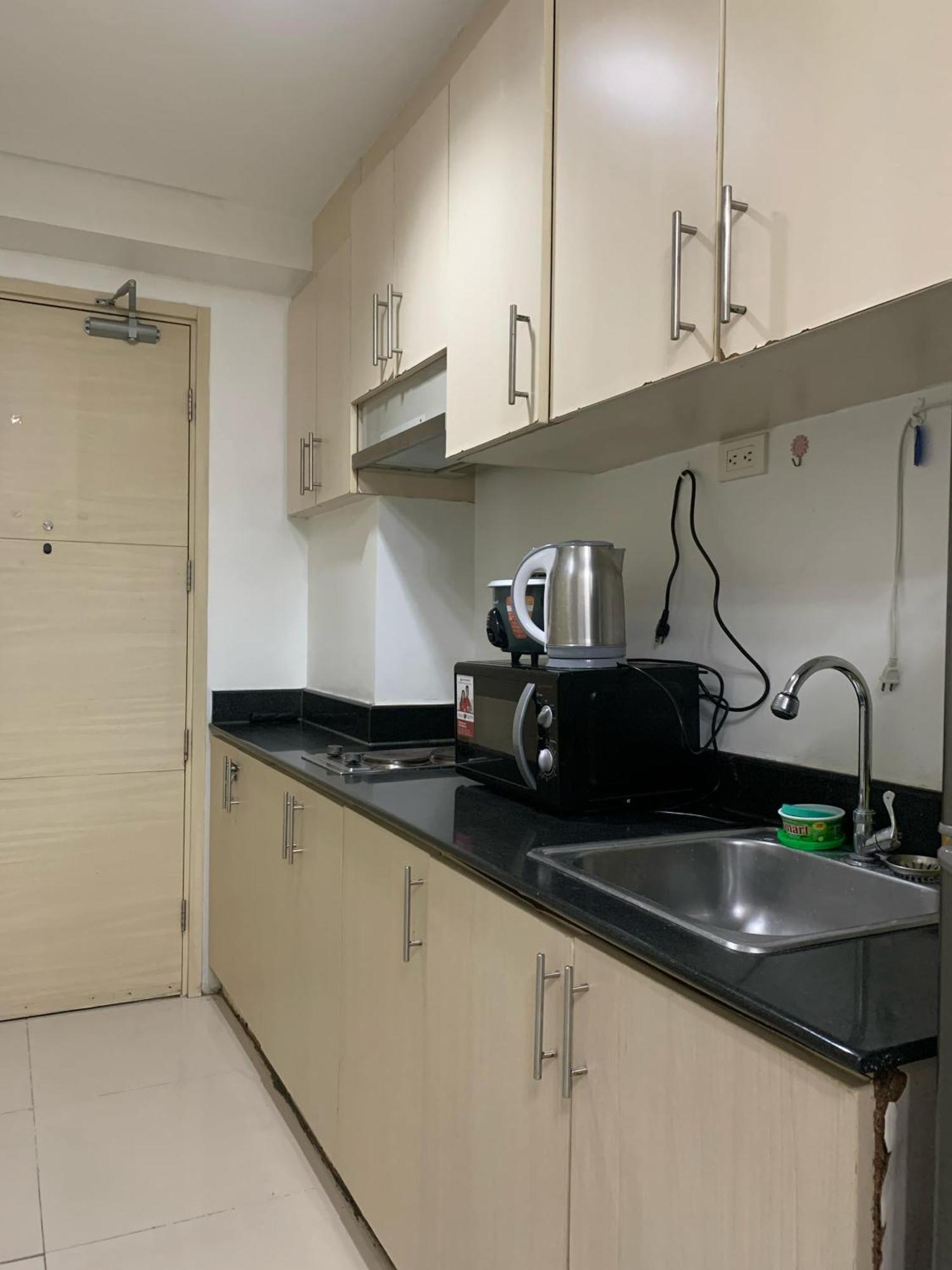 Sea Homestay Manila