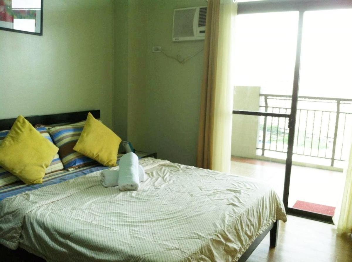 Millionaire Tropical Paradise Penthouse Royal Palm Apartment Manila