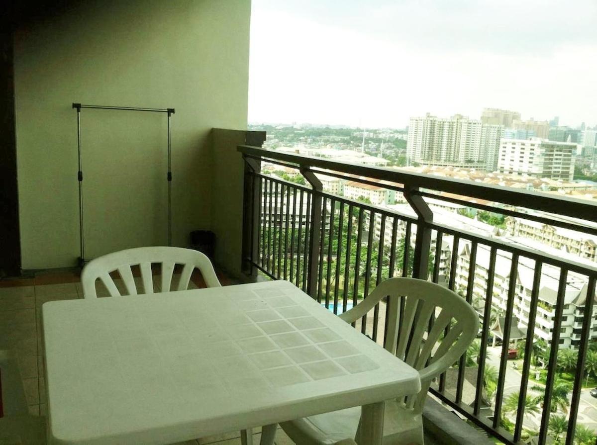 Apartment Millionaire Tropical Paradise Penthouse Royal Palm Manila