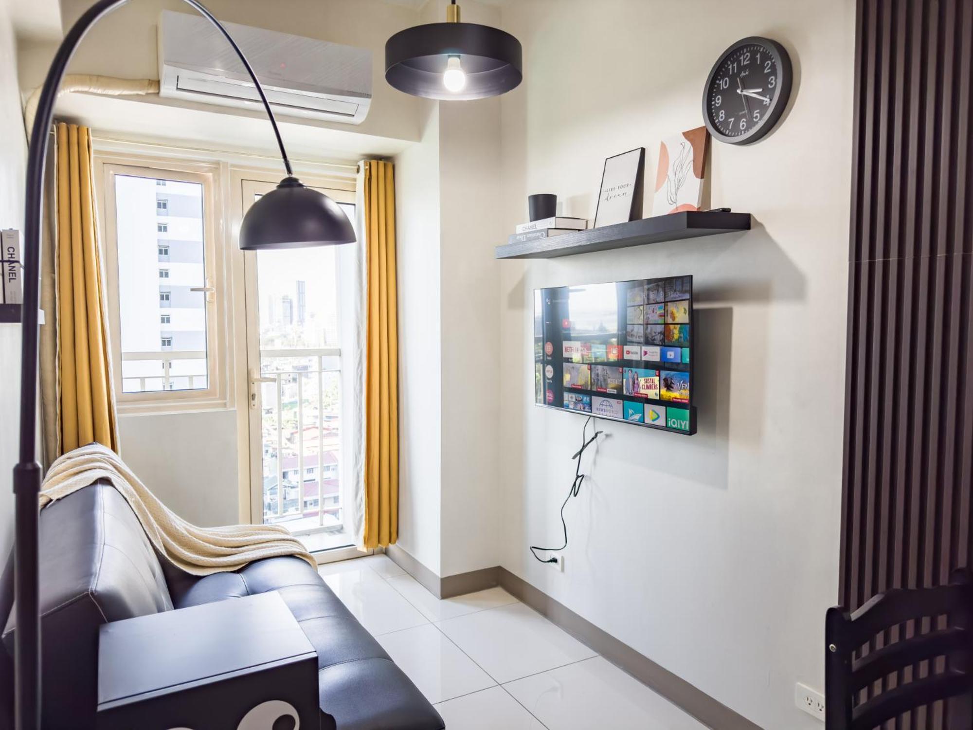 Gemstonebr In Smdc Coast Residences * Manila