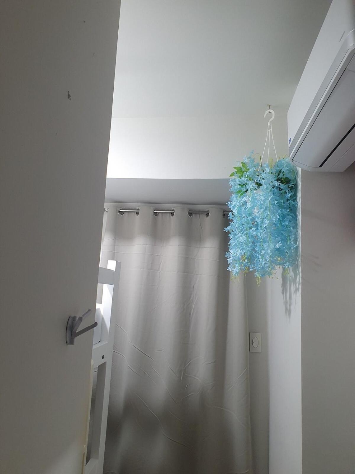 Divine's - S Residences 2br Unit, Bldg 1 Near Moa Aparthotel *