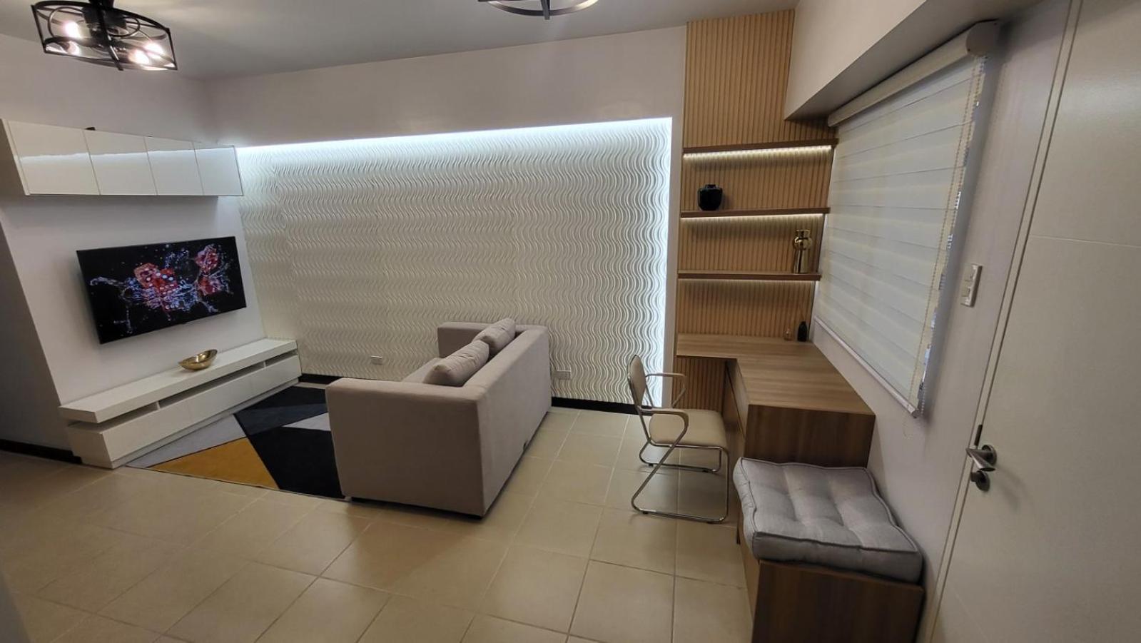 The Atherton- Spacious Modern Unit In Paranaque Near The Airport, Makati, Bgc And Highways Aparthotel
