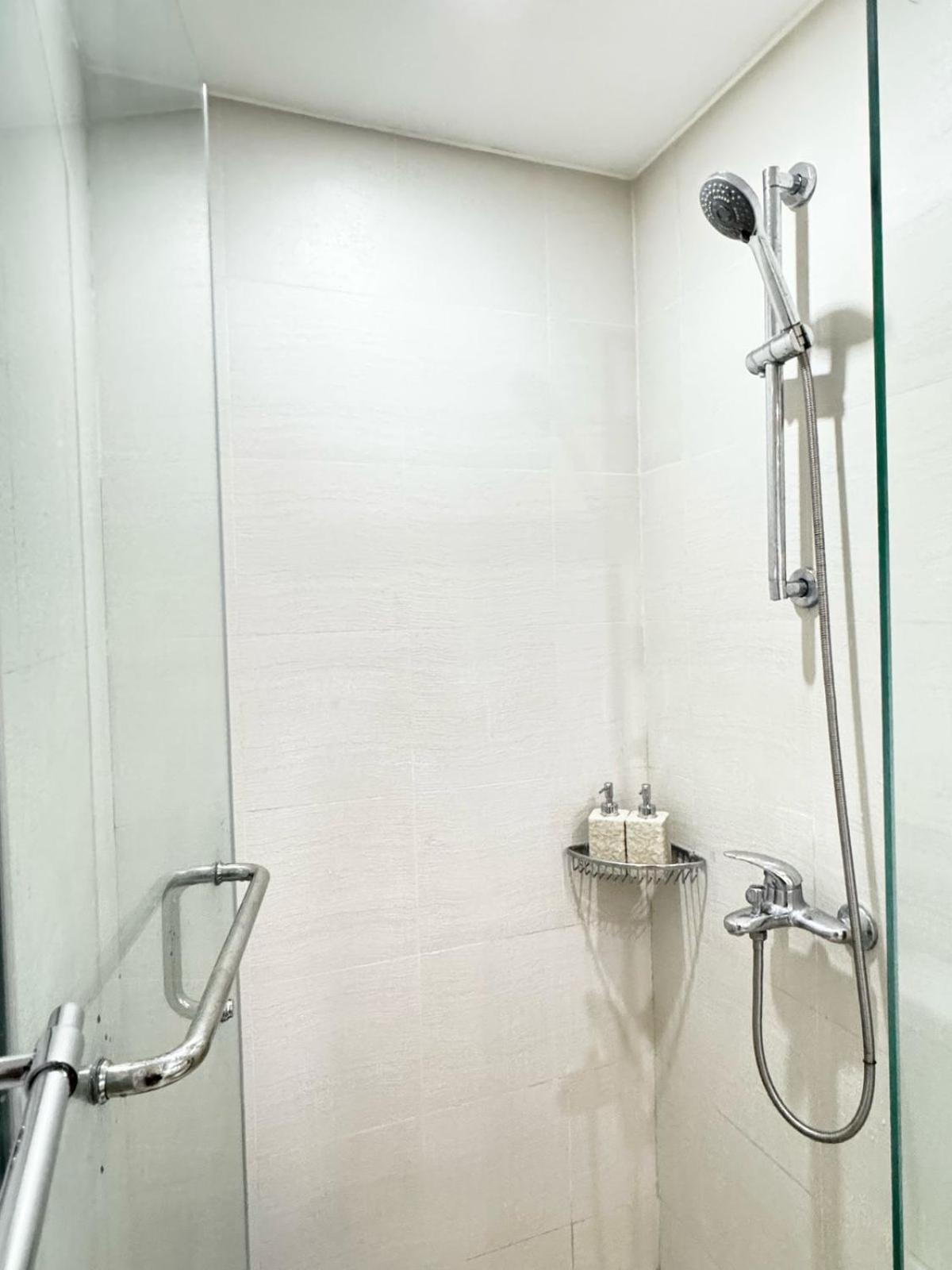 Aparthotel Revibe Staycation Manila
