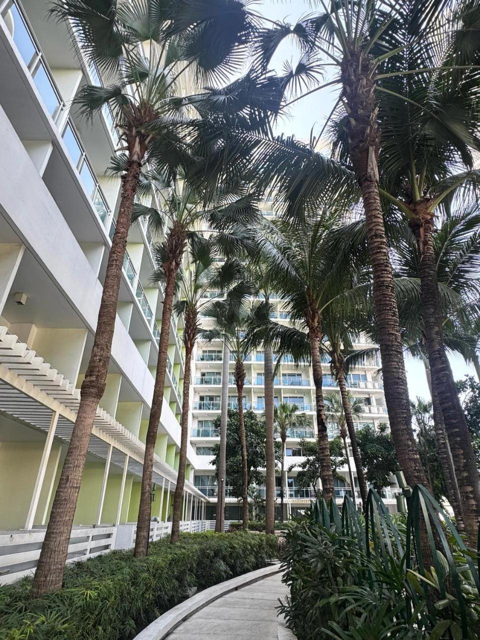 Revibe Staycation Aparthotel *