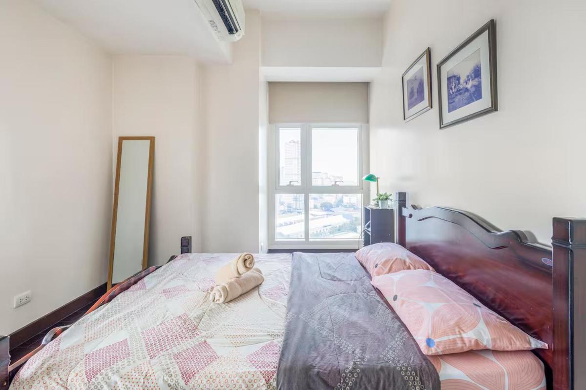Cozy And Comfy Staycation At The Aparthotel