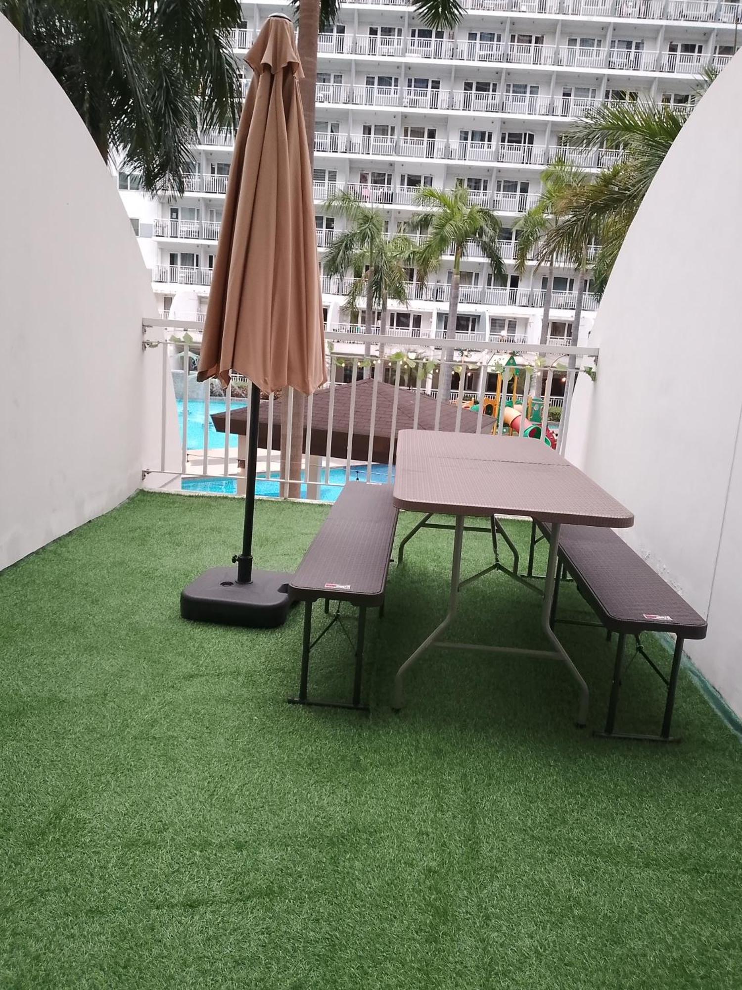 232d Pool View With Big Balcony *
