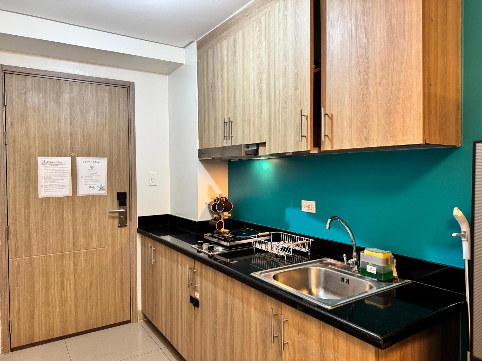Apartment 14102 Shore 2 Residences Cozy 1br With Balcony By Prime Manila