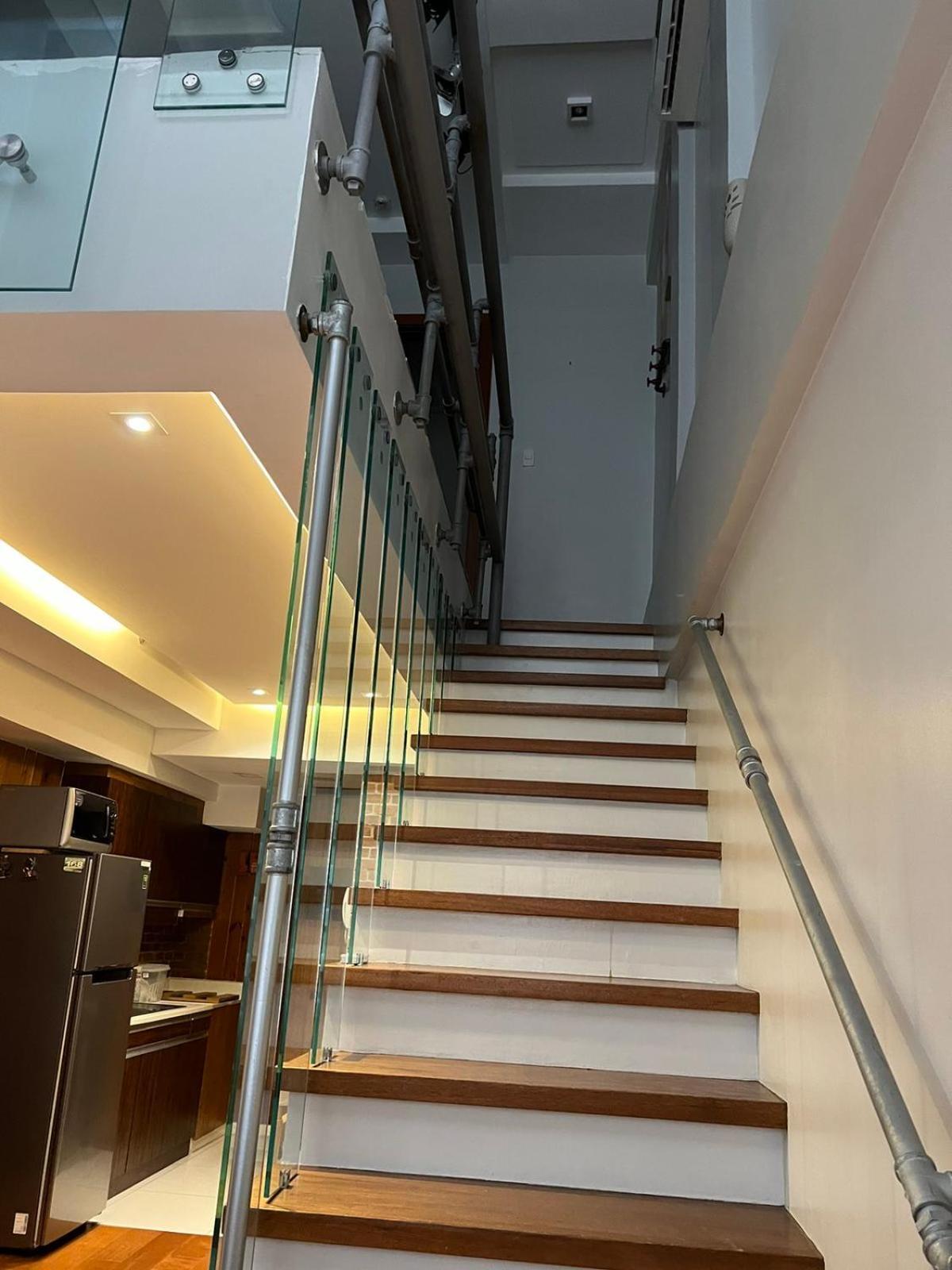 Loft-type, Loft In Makati, In Front Greenbelt Mall