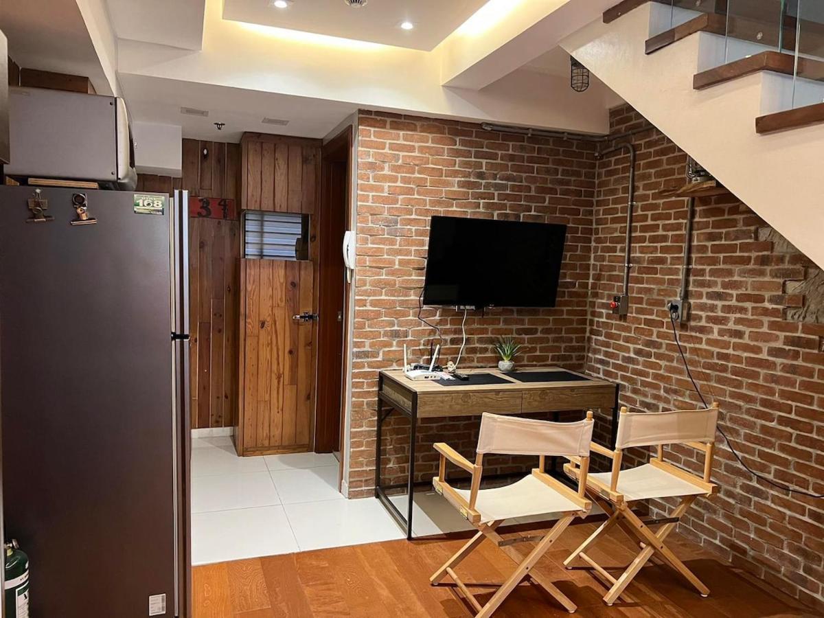 Loft-type, Loft In Makati, In Front Greenbelt Mall Apartment Manila