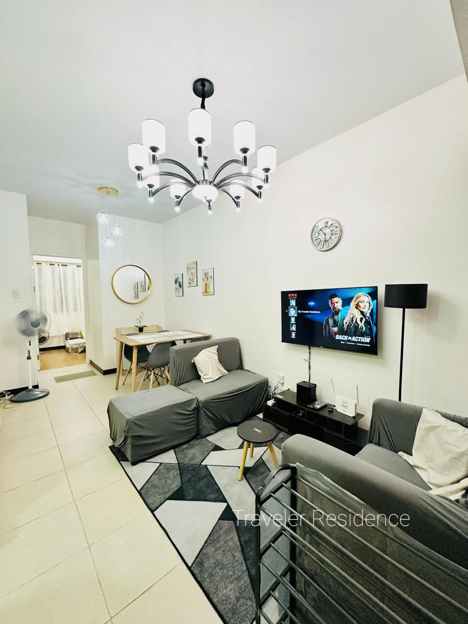Traveler By Celandine Apartment Manila