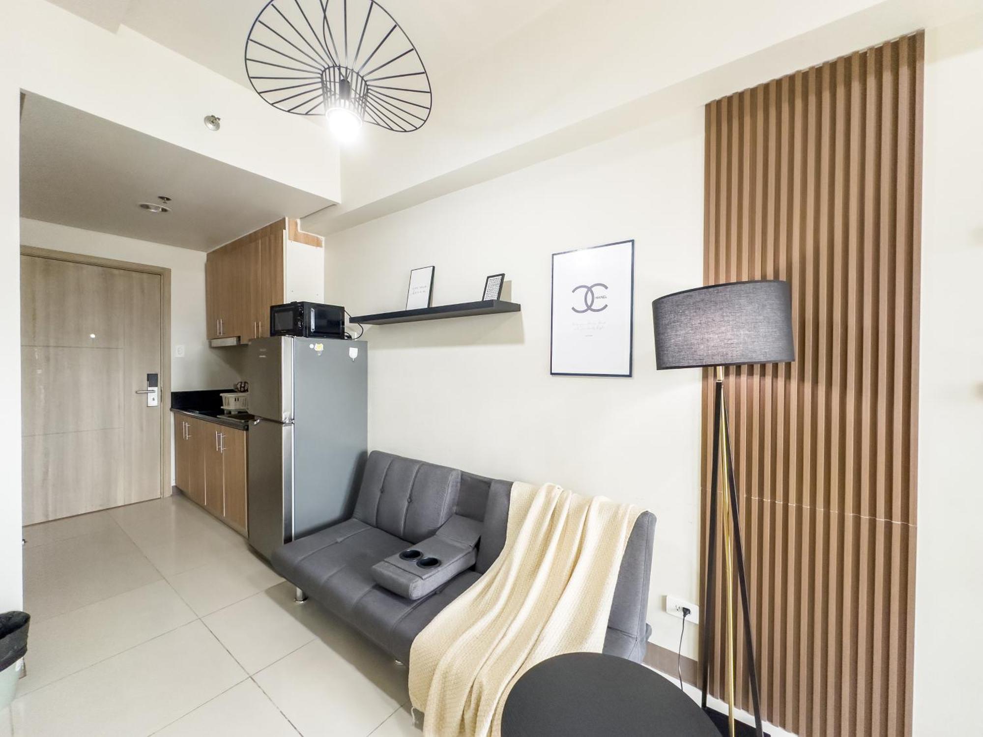 Apartment Gemstonebr In Smdc Coast Residences *