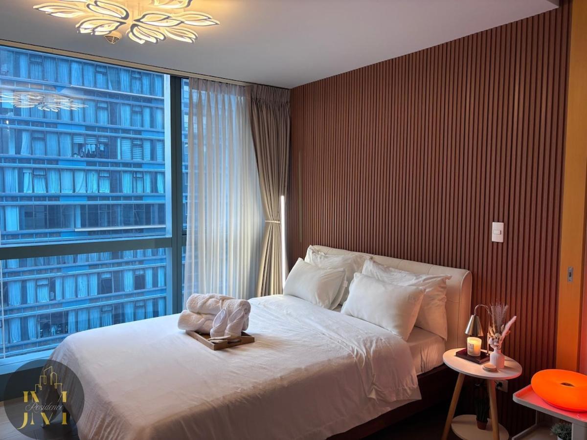 Cozy & Aesthetic 1 Bedroom In Bgc Apartment Manila