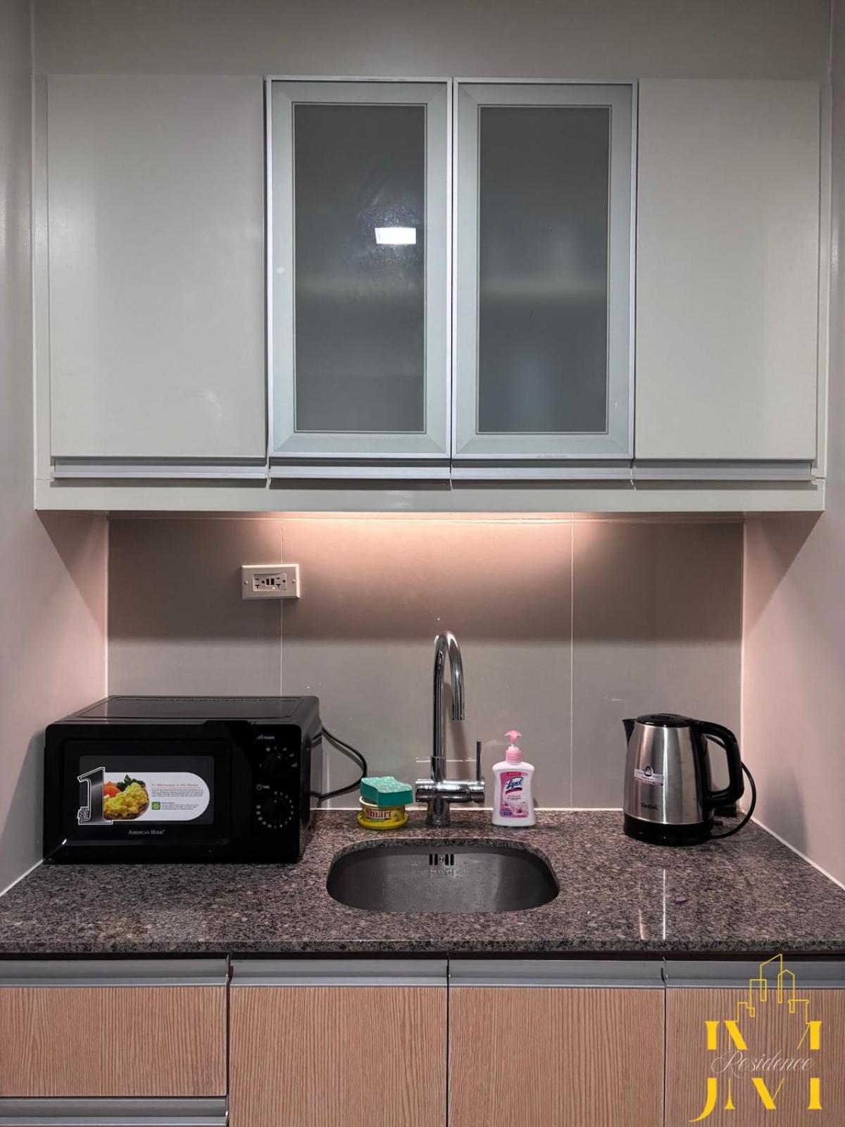 Cozy & Aesthetic 1 Bedroom In Bgc Apartment Manila