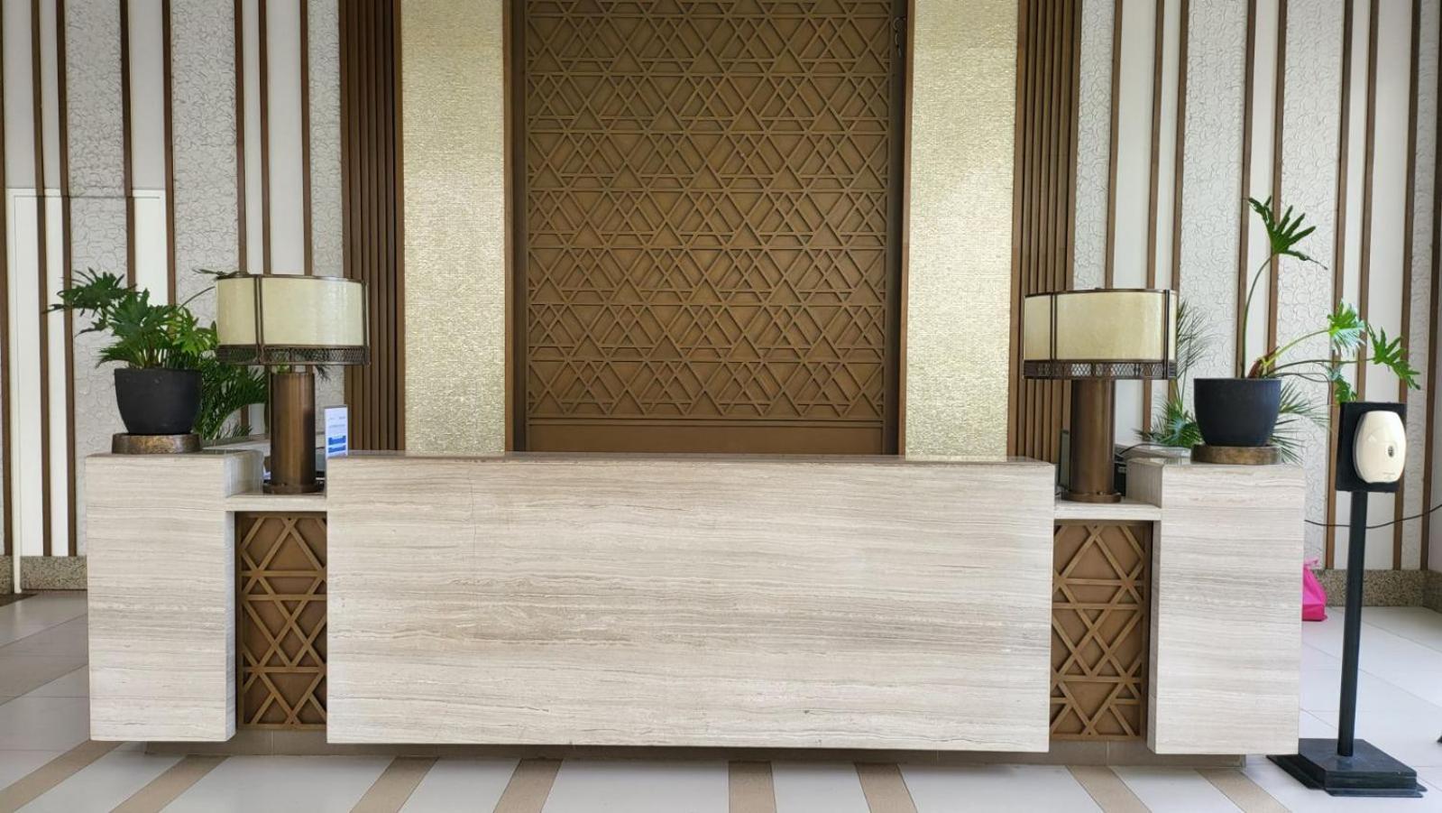 Aparthotel The Atherton- Spacious Modern Unit In Paranaque Near The Airport, Makati, Bgc And Highways Paranaque City