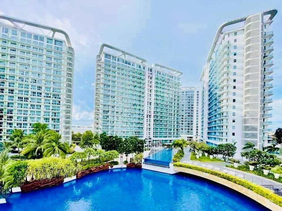 Escape Haven Azure - Rio East *
