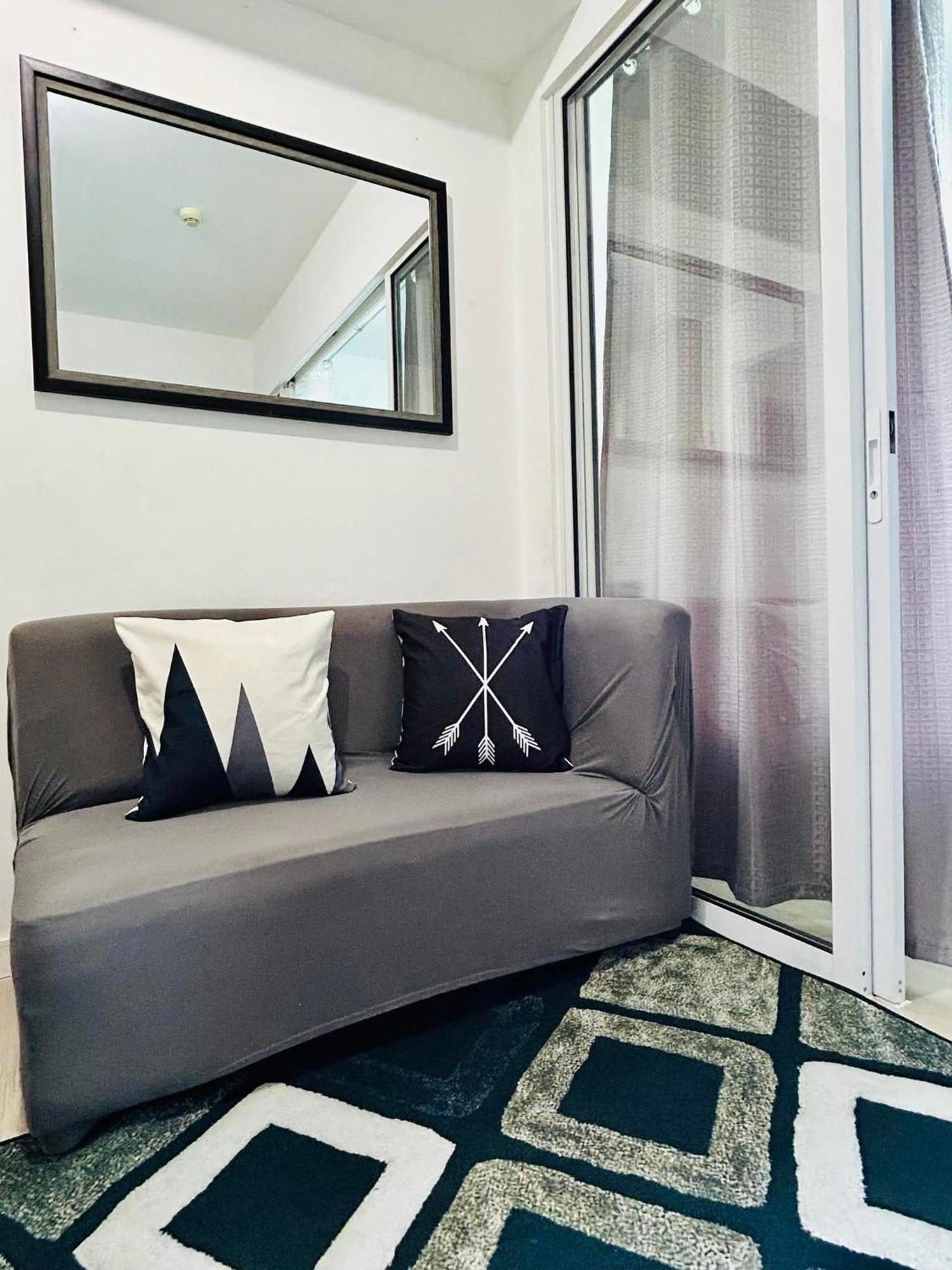 Escape Haven Azure - Rio East *