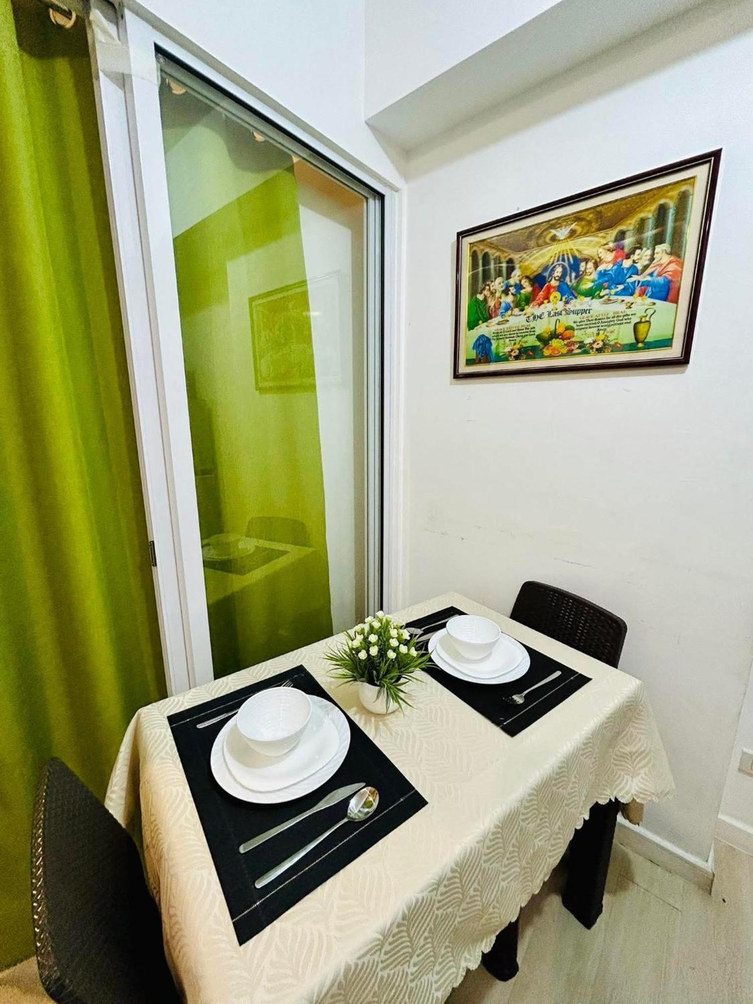 Escape Haven Azure - Rio East Manila