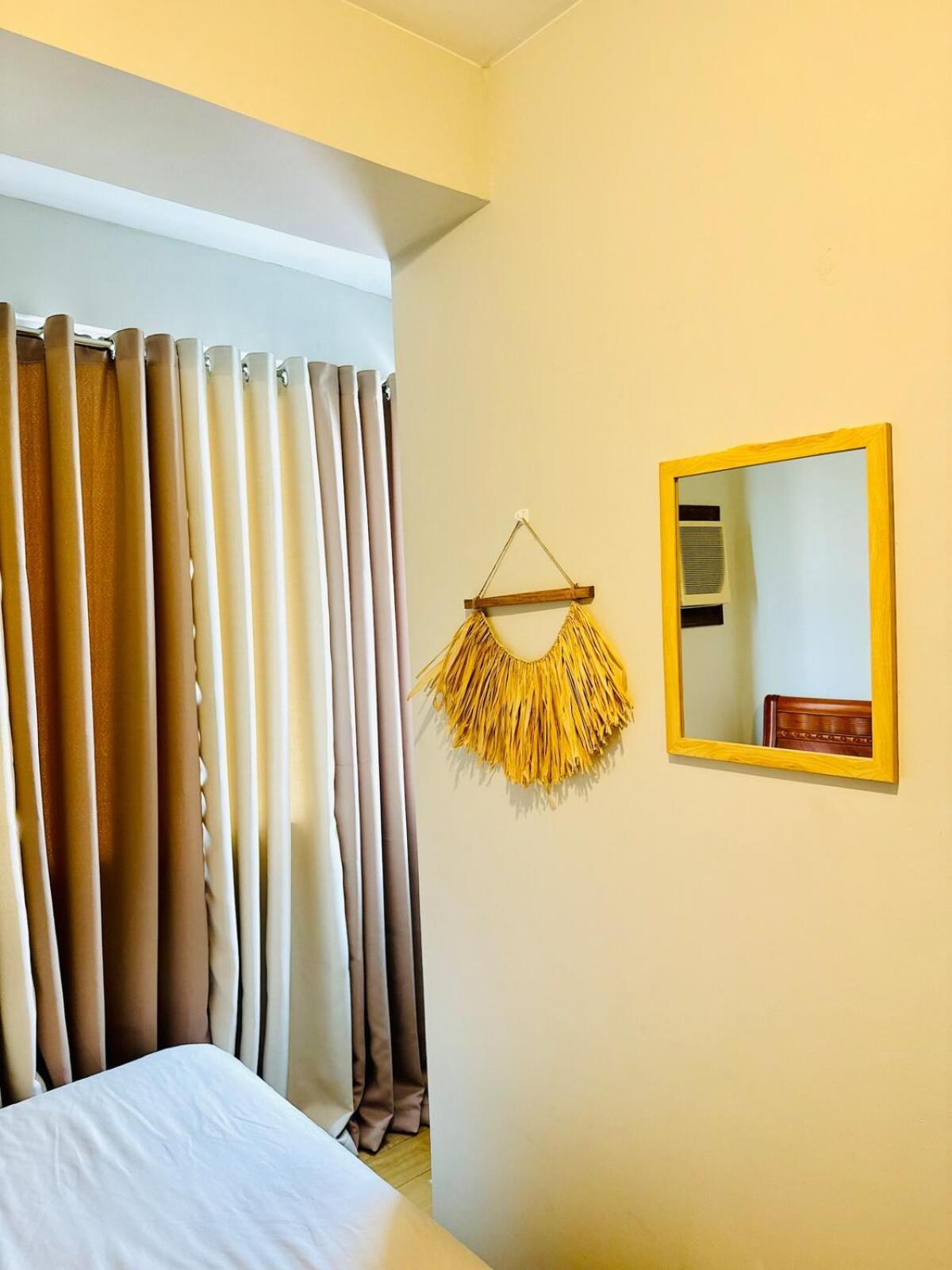2br Unit Near Bgc *