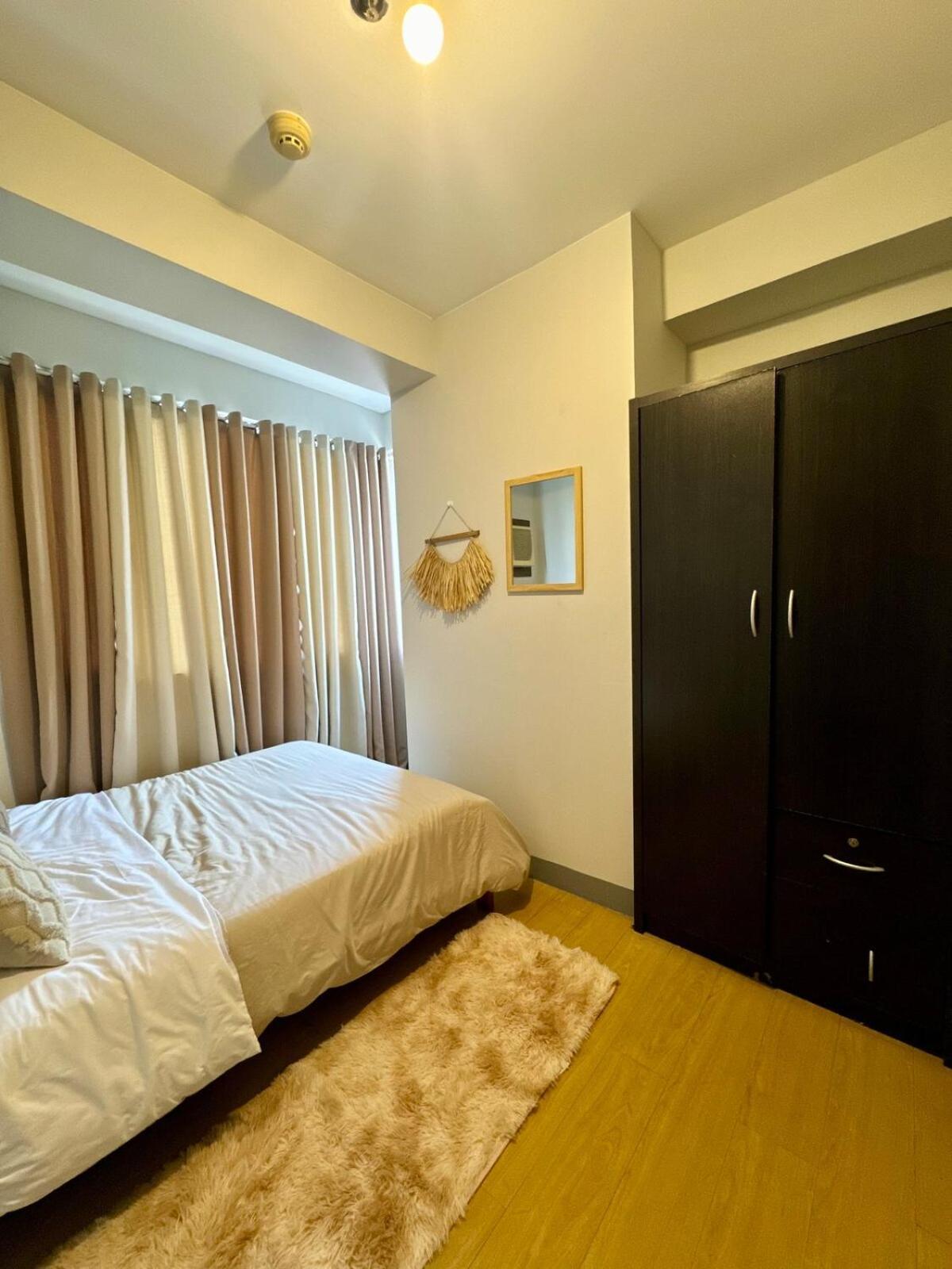 2br Unit Near Bgc Apartment
