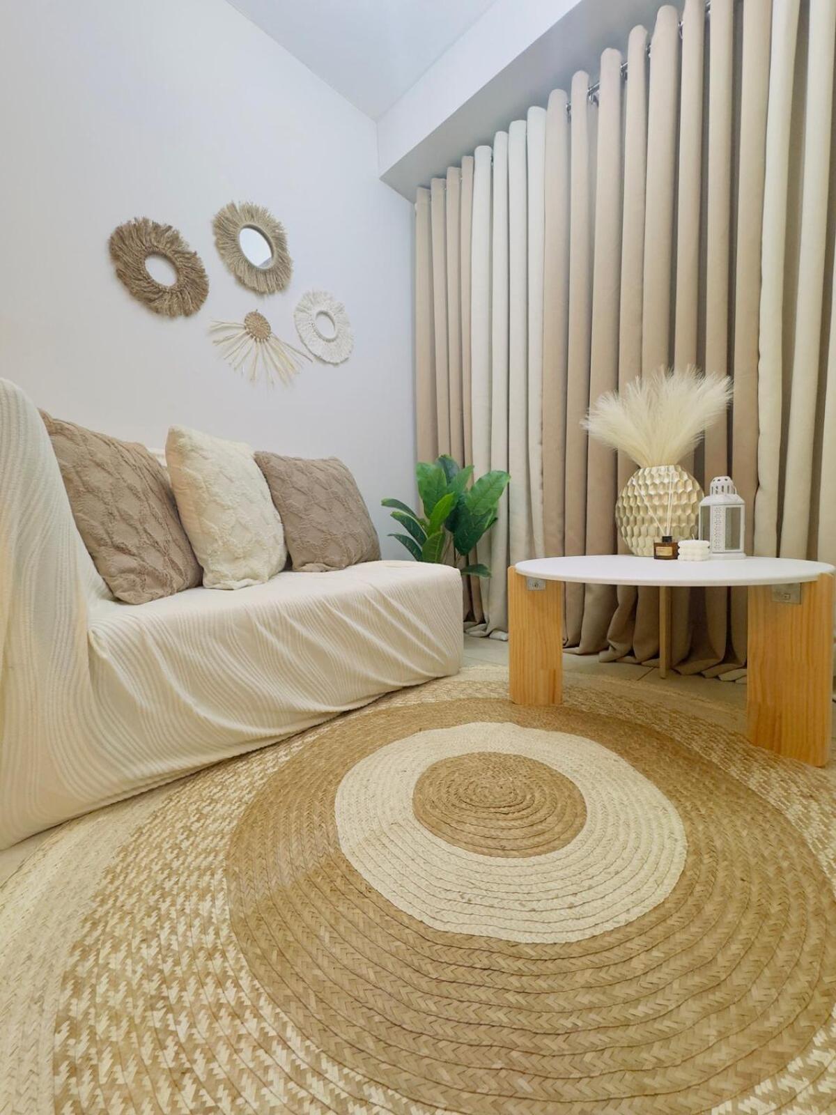 Apartment 2br Unit Near Bgc *