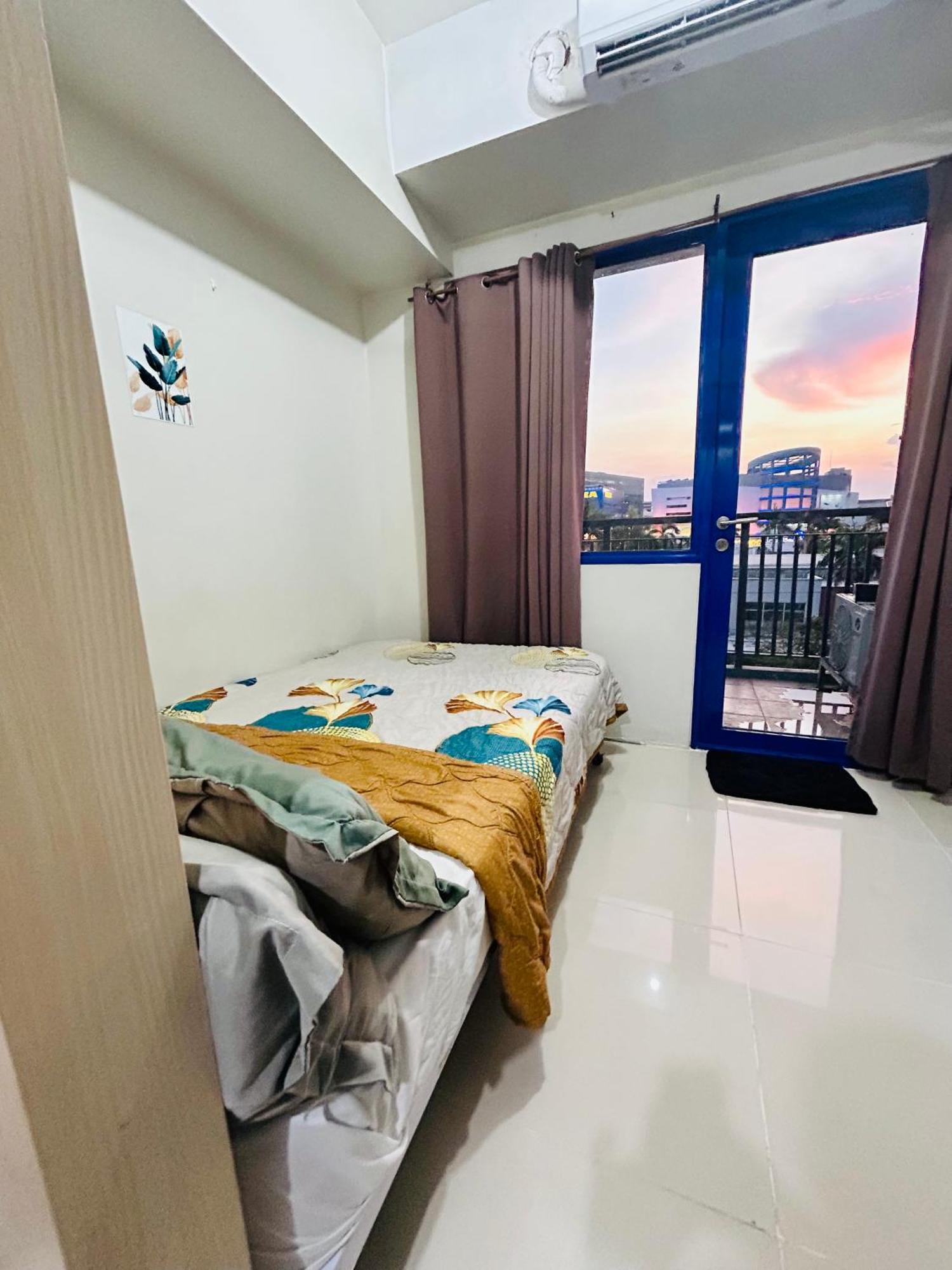 Sea Residences Near Moa And Smx Pasay