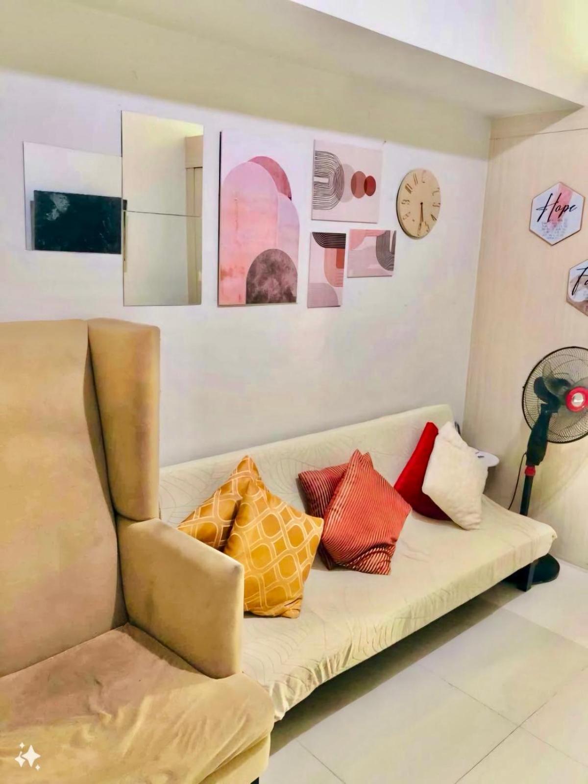 Sea Residences Near Moa And Smx * Pasay