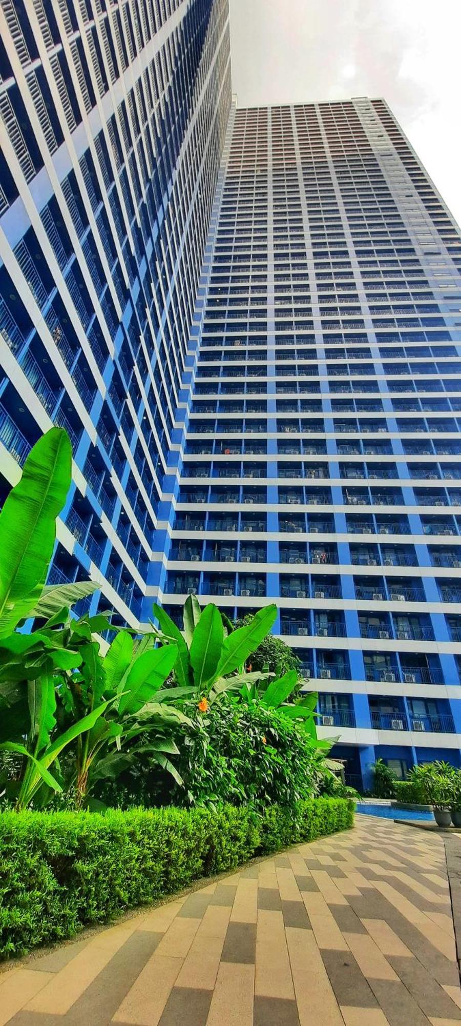 Skyline View 53f-air Residences * Manila