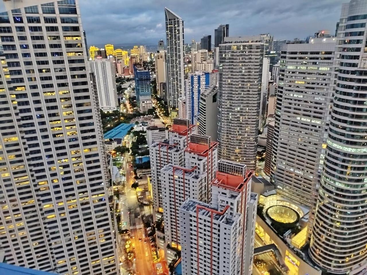 Skyline View 53f-air Residences *