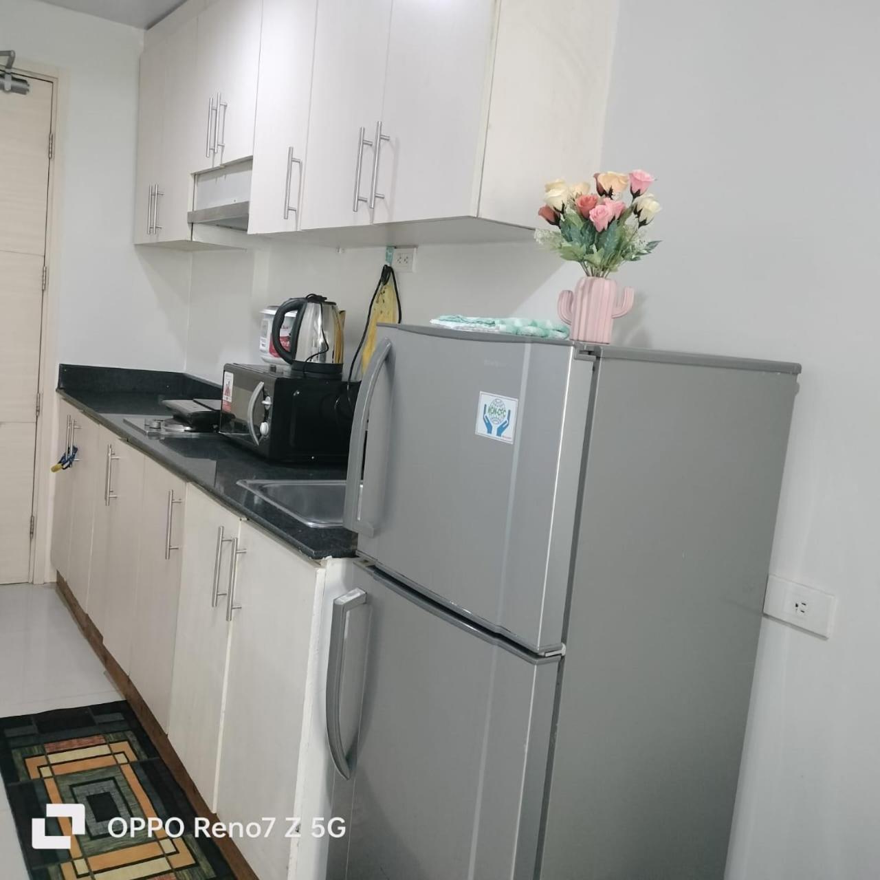 Apartment Verlyn Place At Sea Residences Near Moa