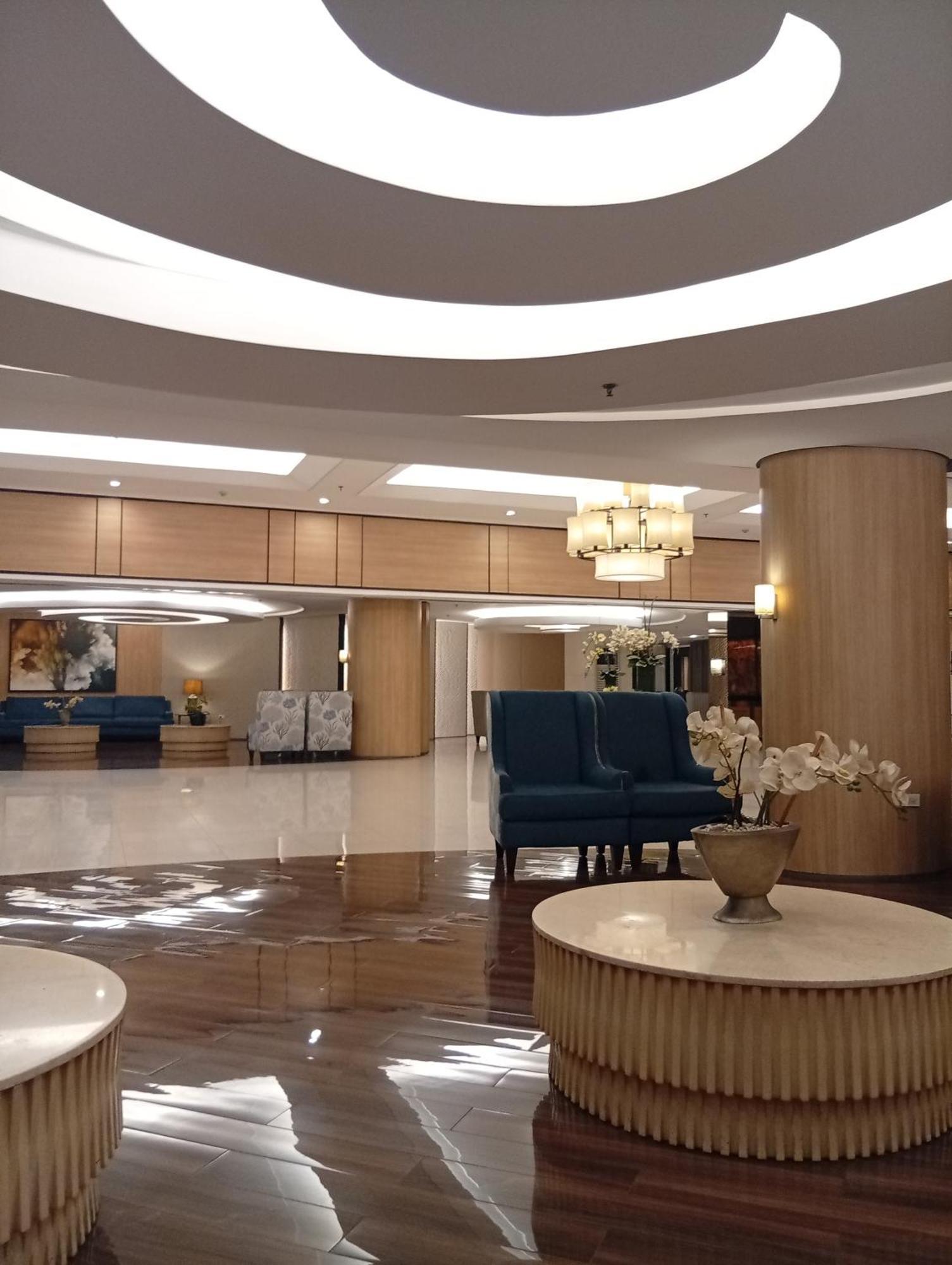 Shell Moa - Jhem Aparthotel