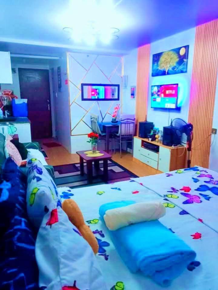 Amber's Leisure Staycation * Manila